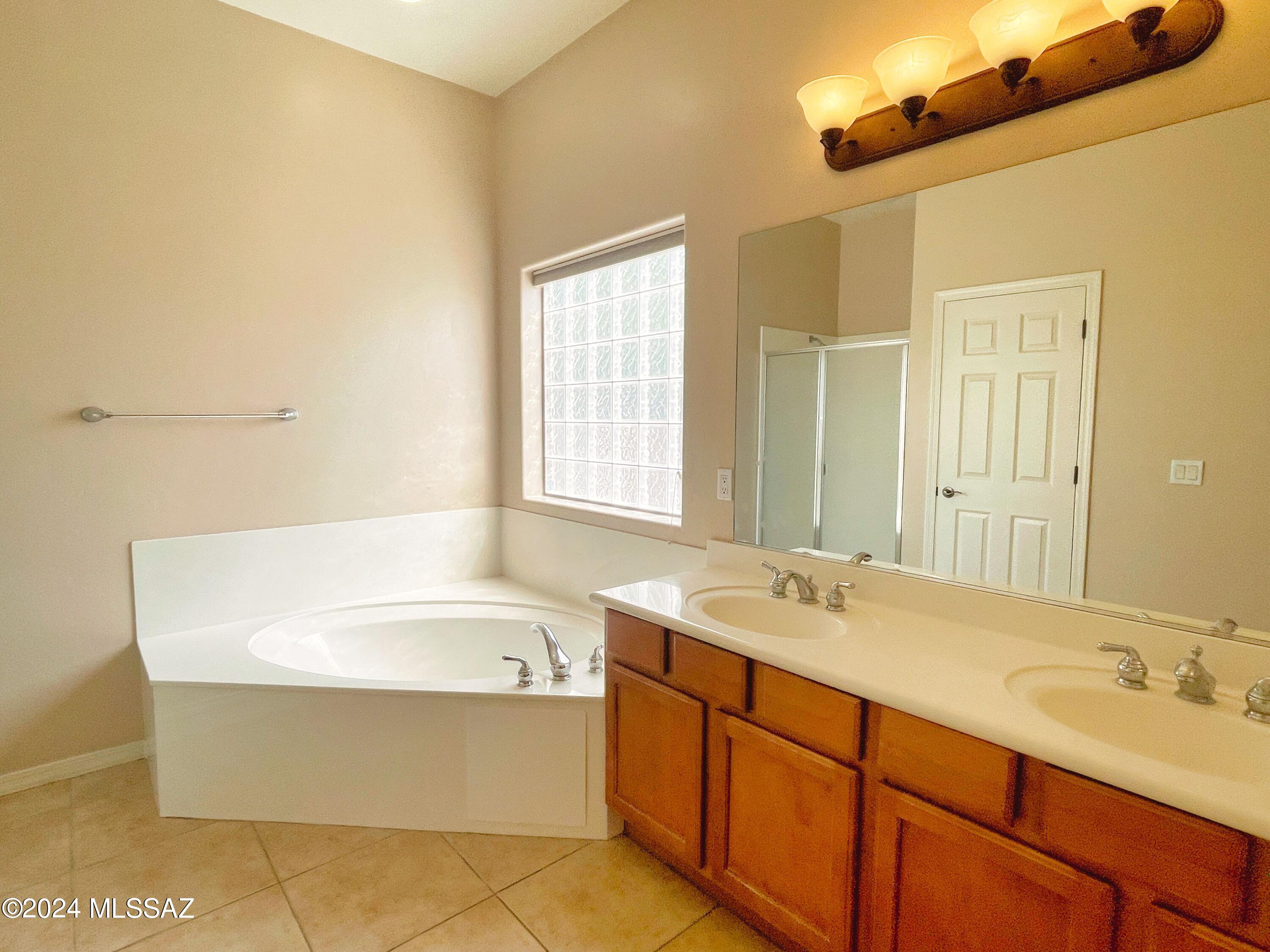 Continental Reserve Block 13 - Residential Lease
