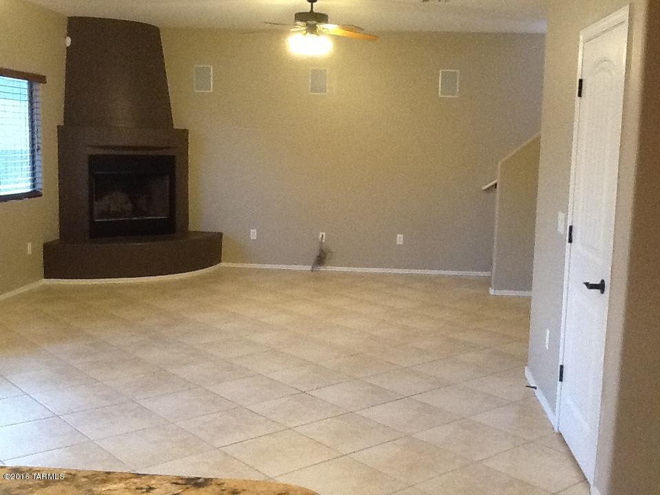 Countryside Manor (1-52) - Residential