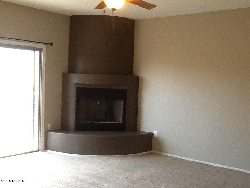 Countryside Manor (1-52) - Residential