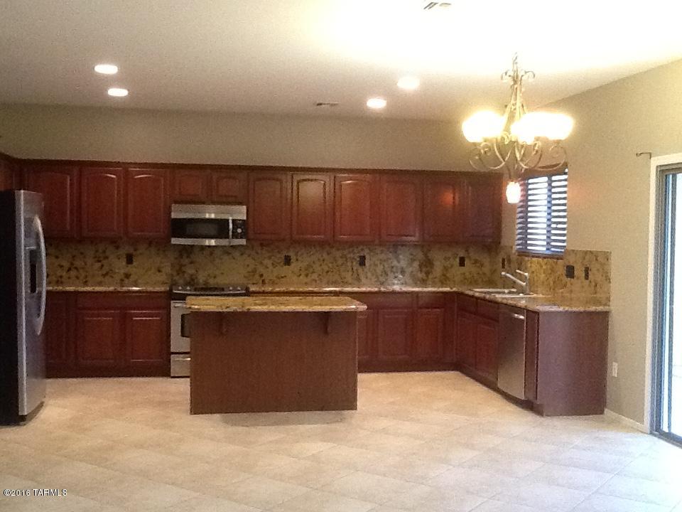 Countryside Manor (1-52) - Residential
