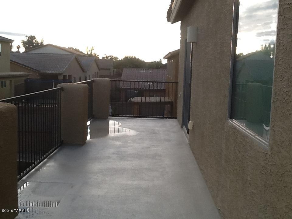 Countryside Manor (1-52) - Residential