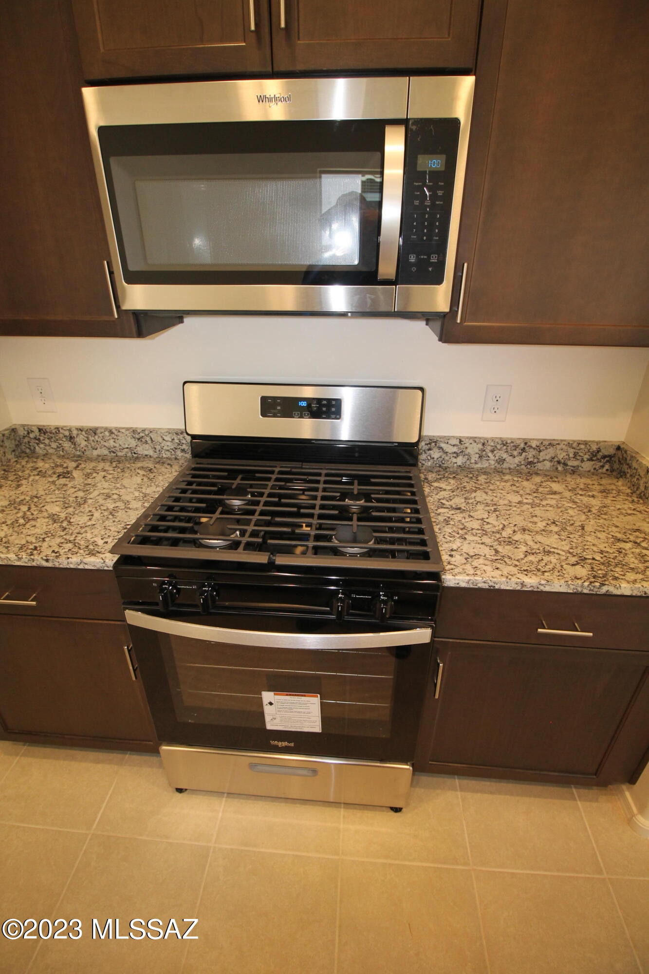 La Estancia De Tucson (1-330) - Residential Lease