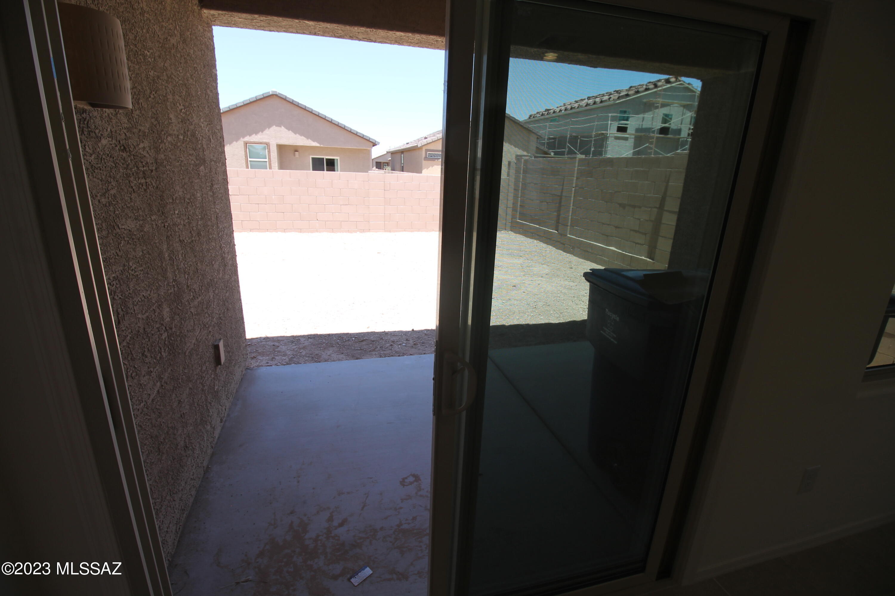 La Estancia De Tucson (1-330) - Residential Lease