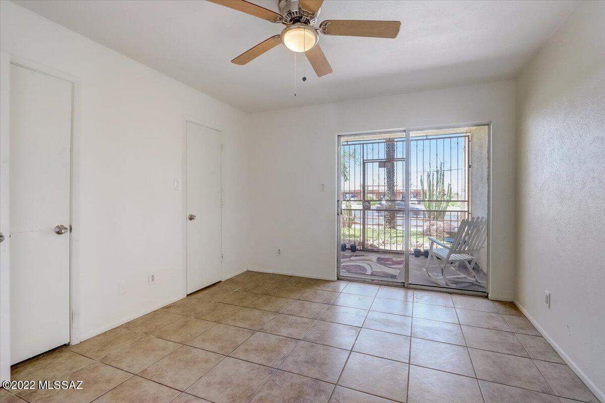 Las Colinas Condominiums - Residential