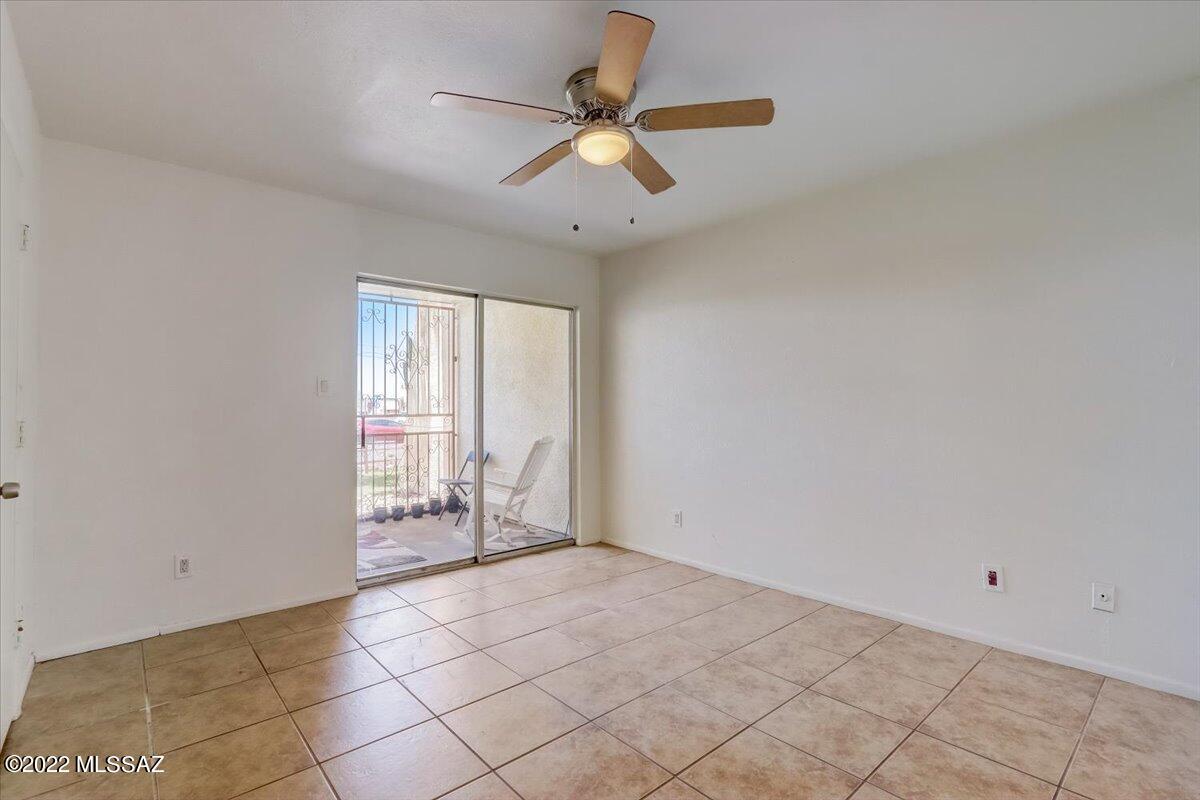 Las Colinas Condominiums - Residential