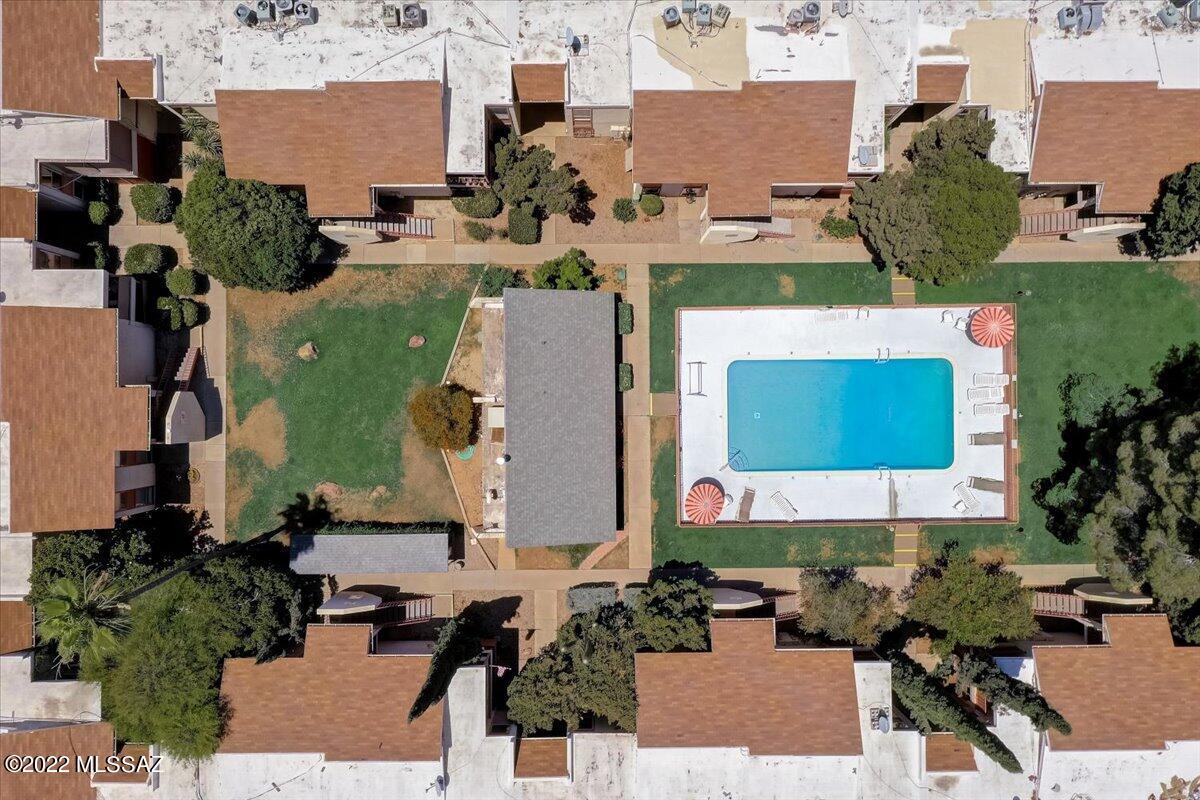 Las Colinas Condominiums - Residential