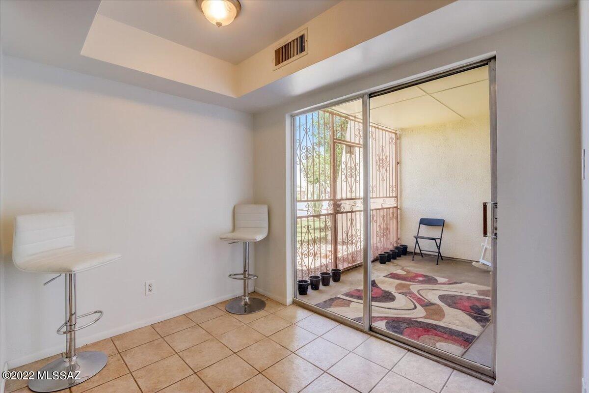 Las Colinas Condominiums - Residential