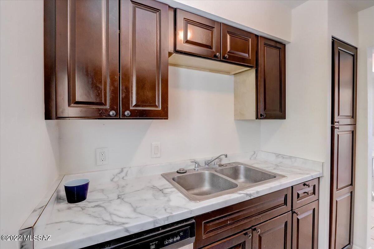 Las Colinas Condominiums - Residential