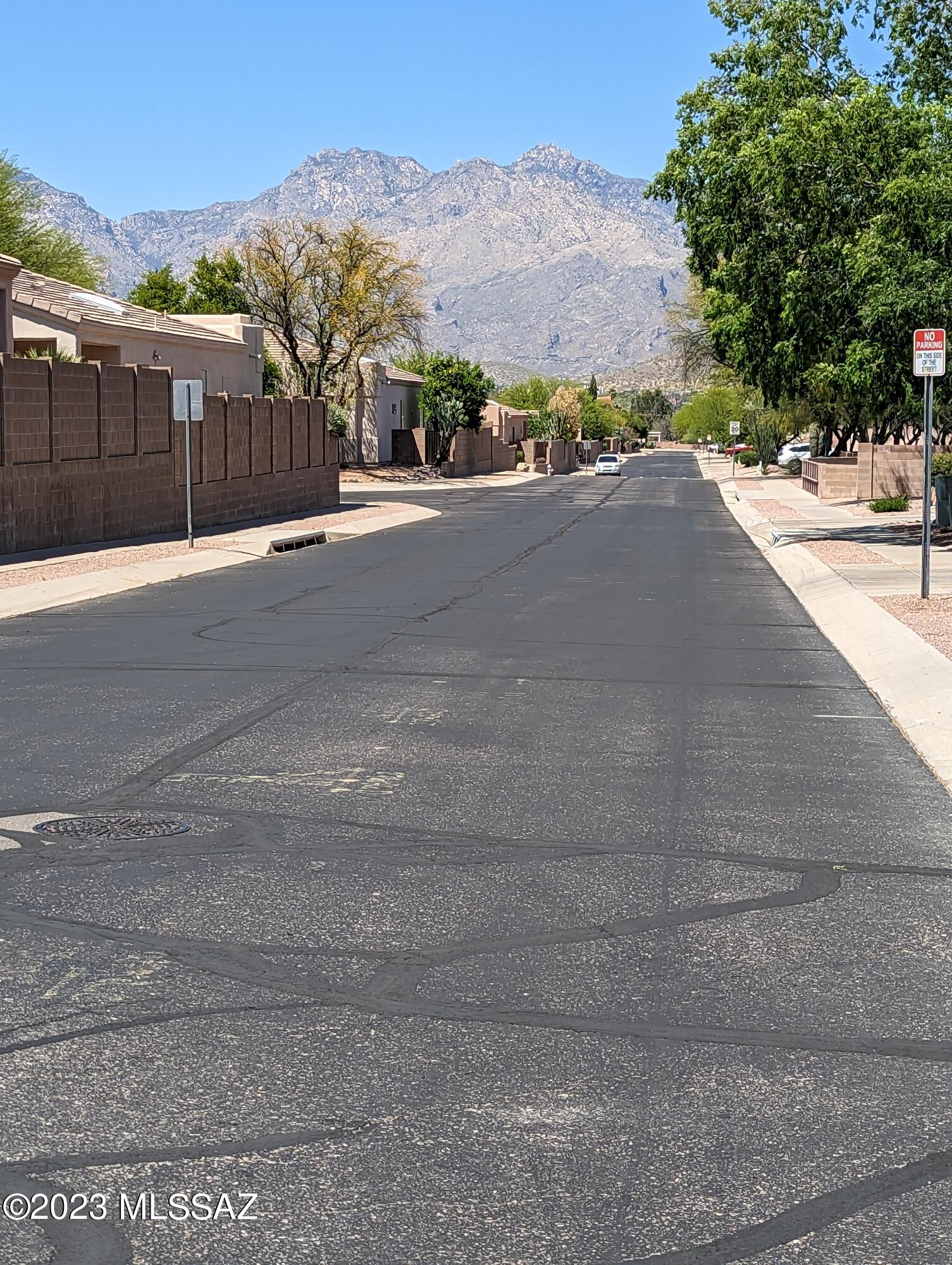 Rancho Esperero (1-343) - Residential Lease