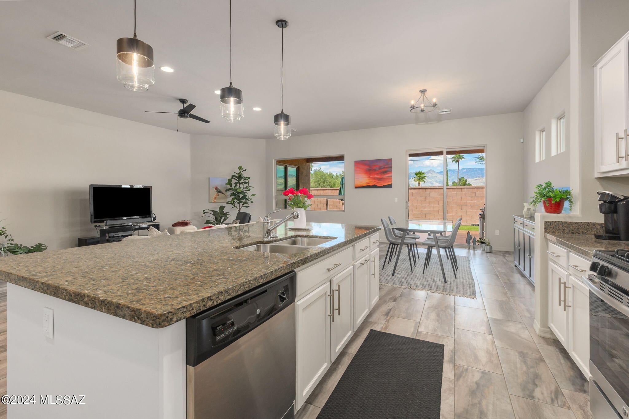 The Schoolyard SQ20152590529 - Residential