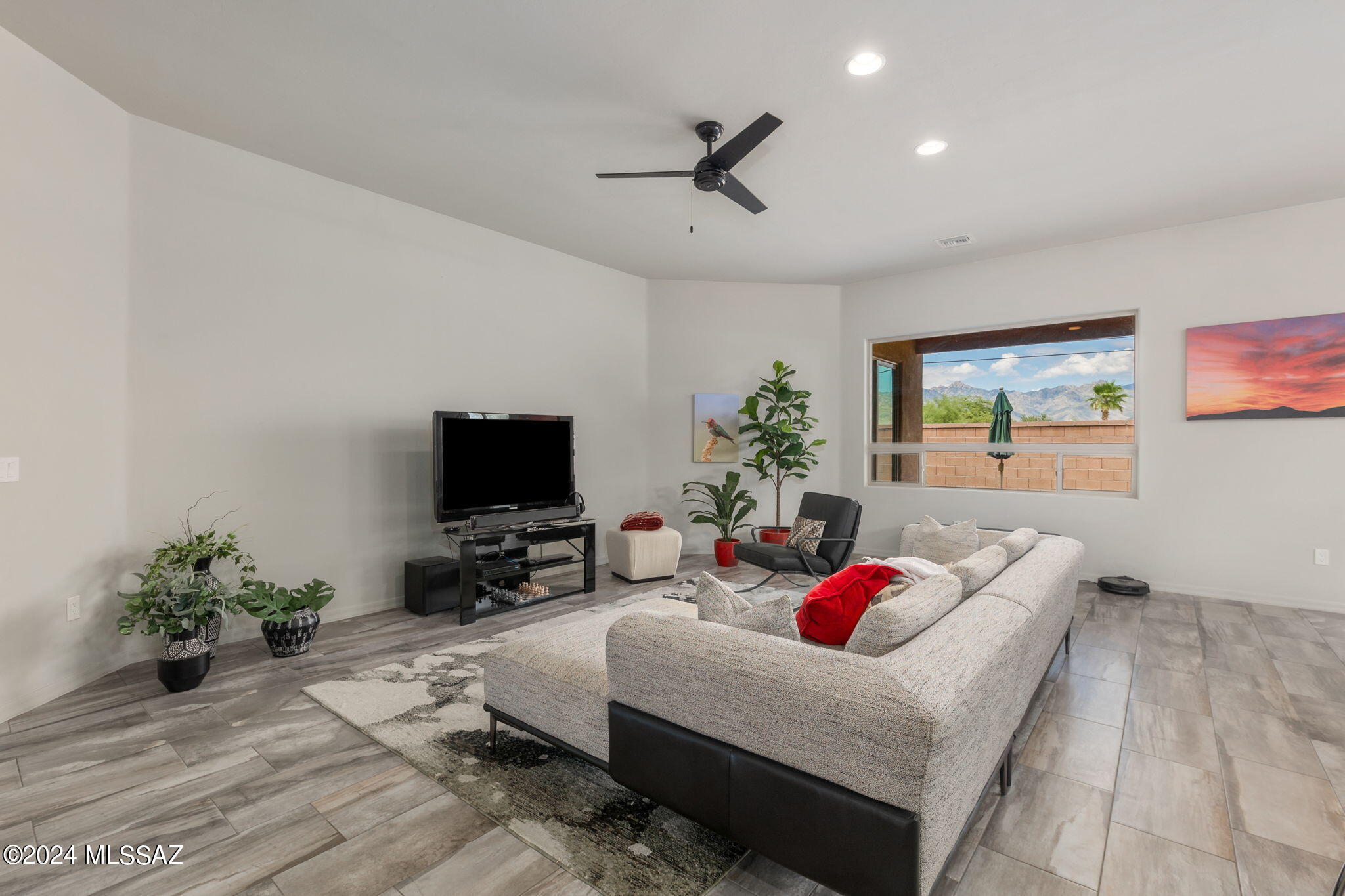 The Schoolyard SQ20152590529 - Residential