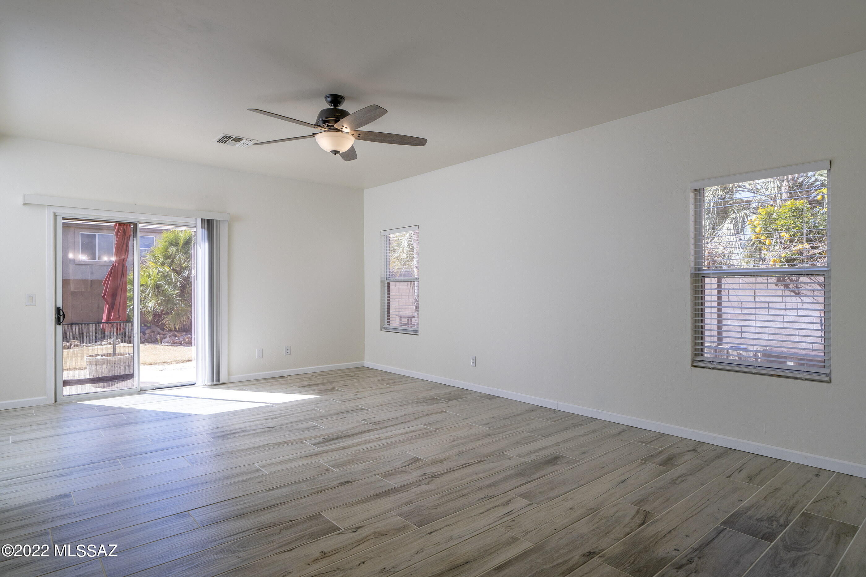 Black Horse (1-411) - Residential