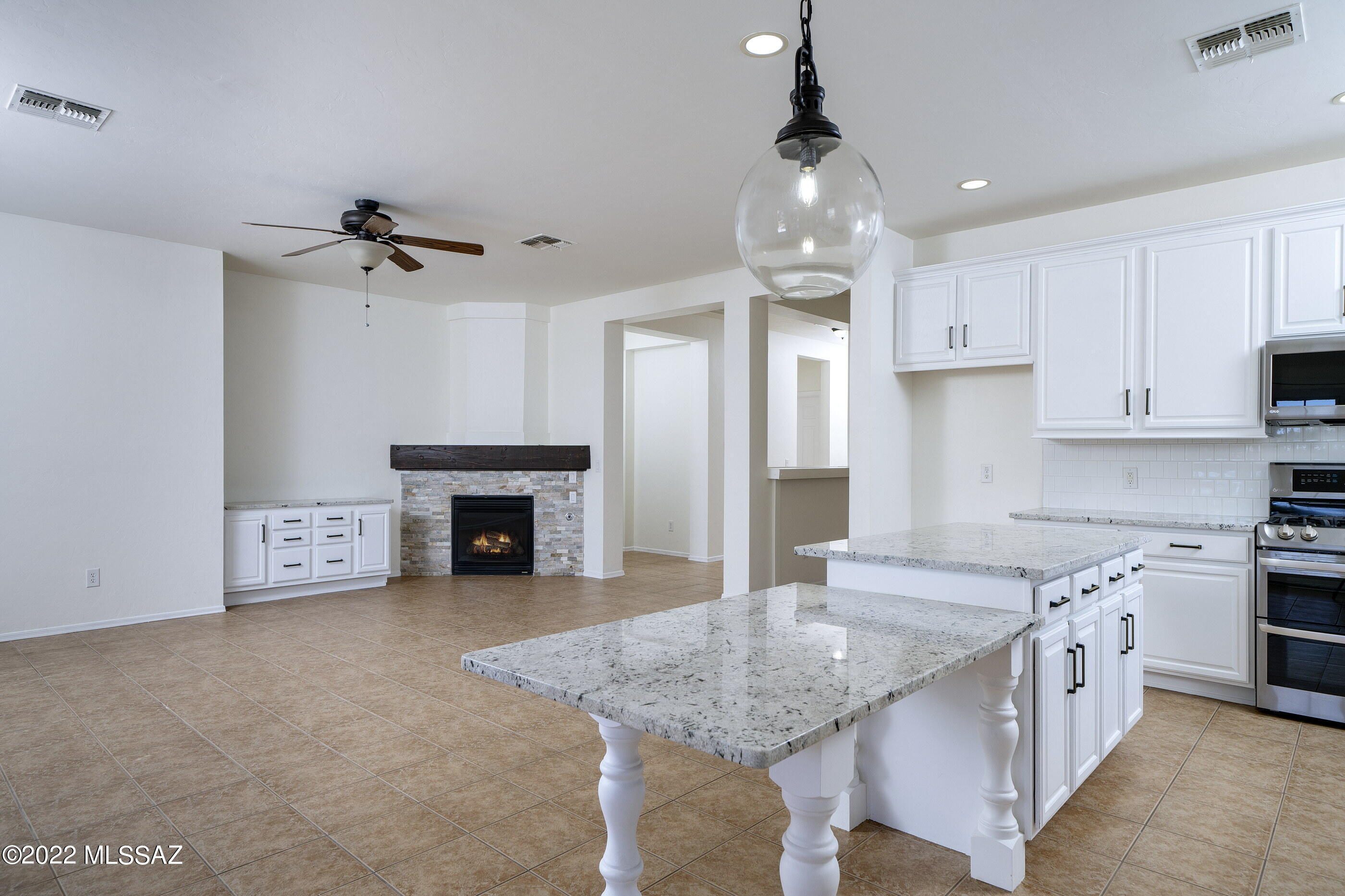 Black Horse (1-411) - Residential