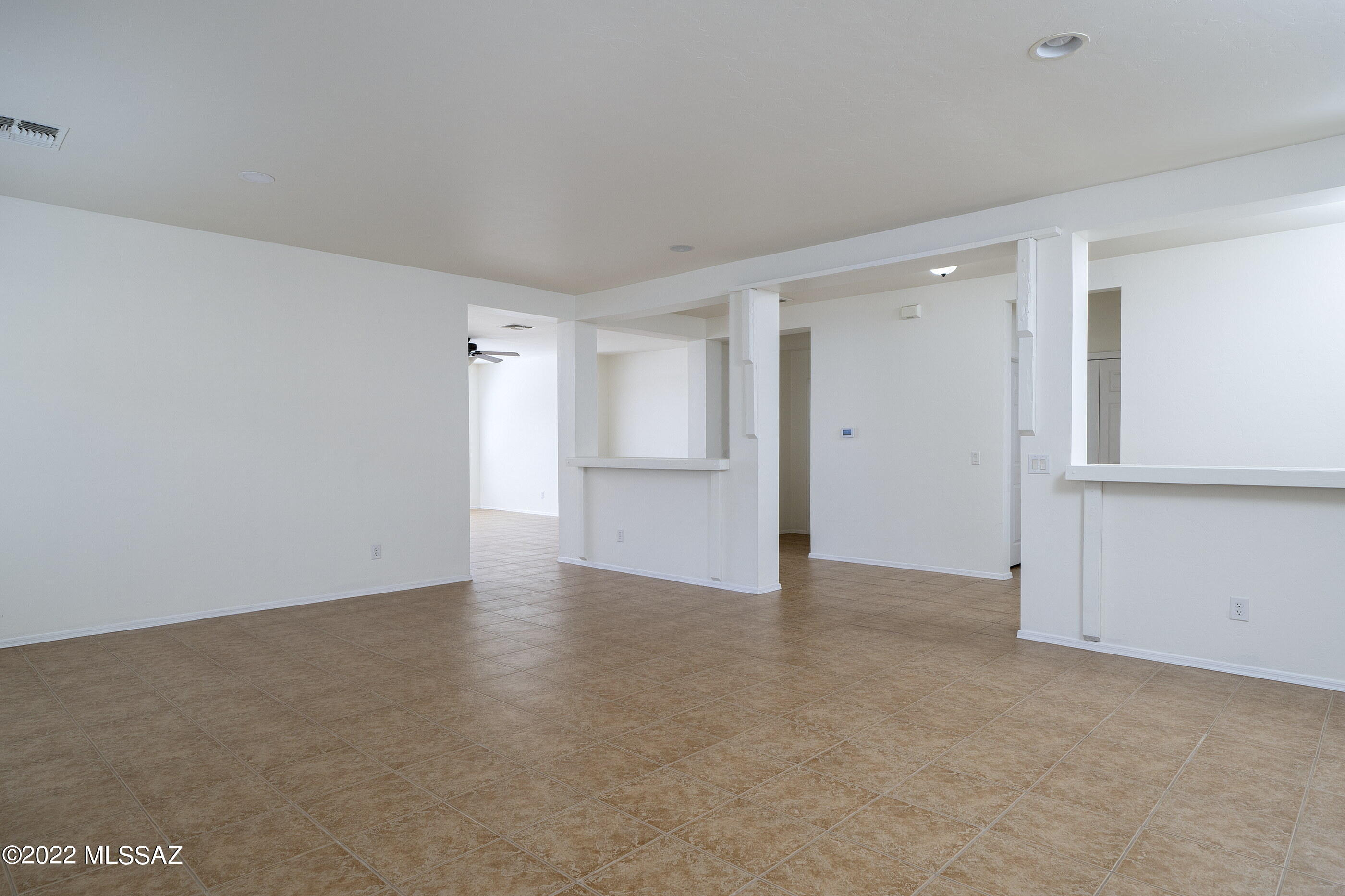Black Horse (1-411) - Residential