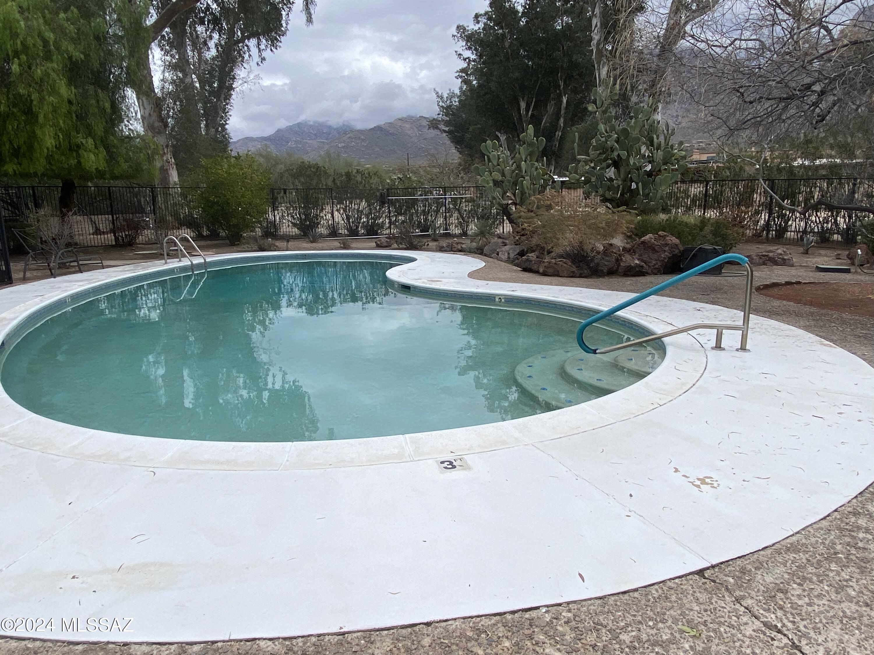 Cancha Del Golf - Residential