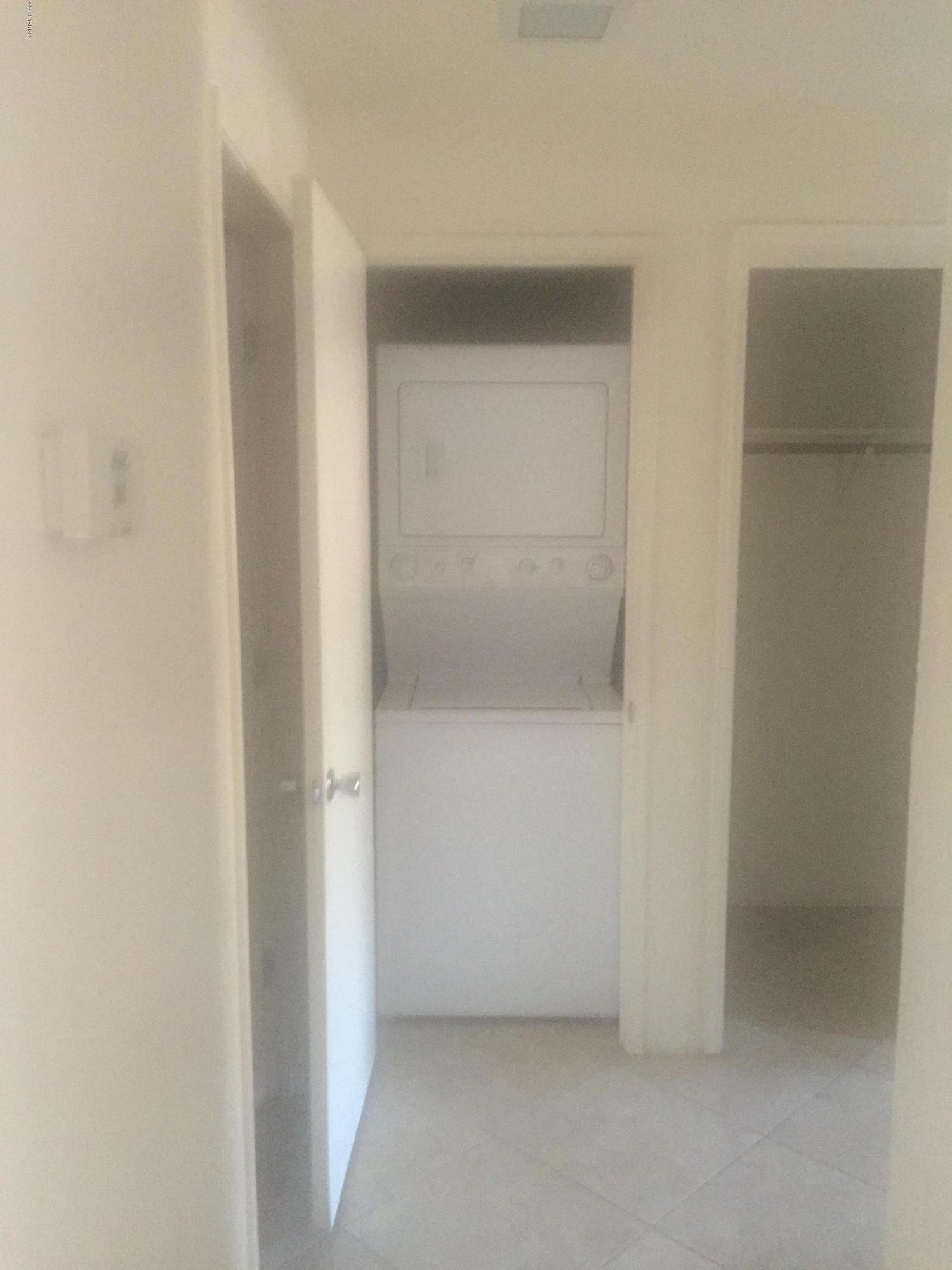 Coronado Place Condominiums II (Units 37-158) - Residential Lease