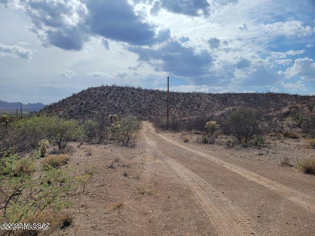 17 acre for sale in Tubac electric available.
Seller is willing to carry.