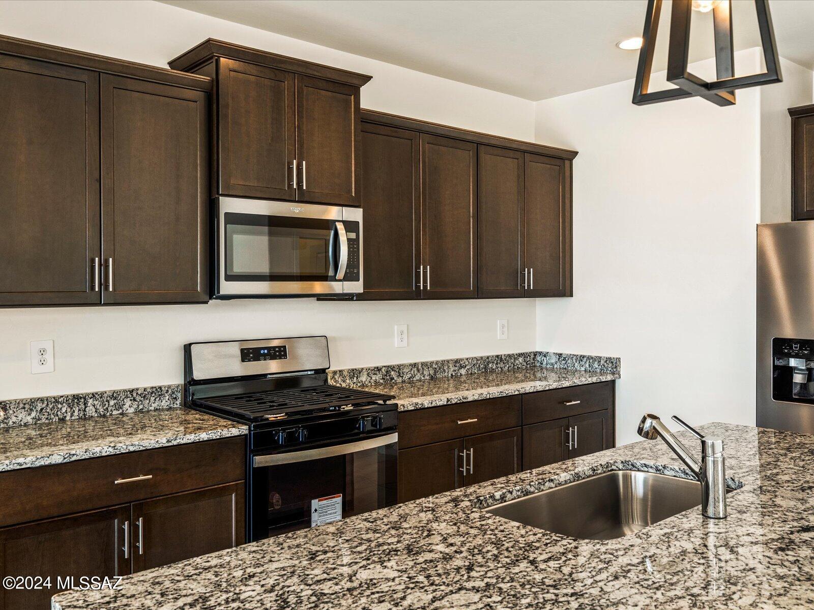 La Estancia De Tucson (1-330) - Residential