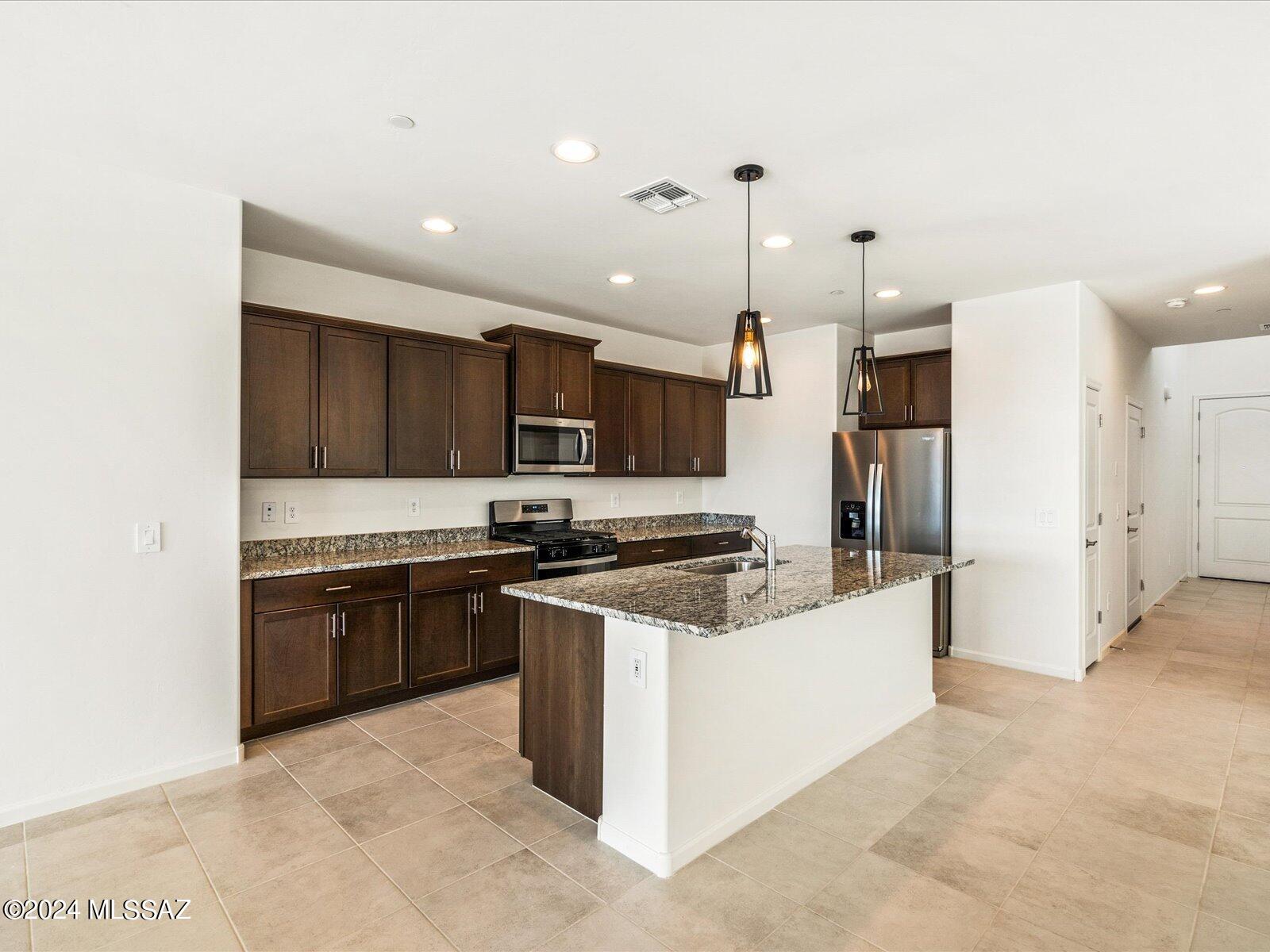 La Estancia De Tucson (1-330) - Residential