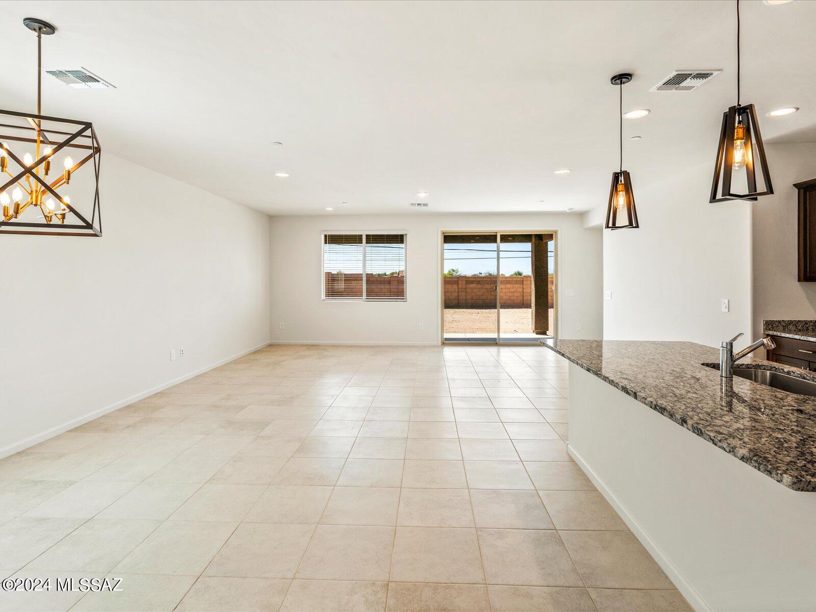 La Estancia De Tucson (1-330) - Residential