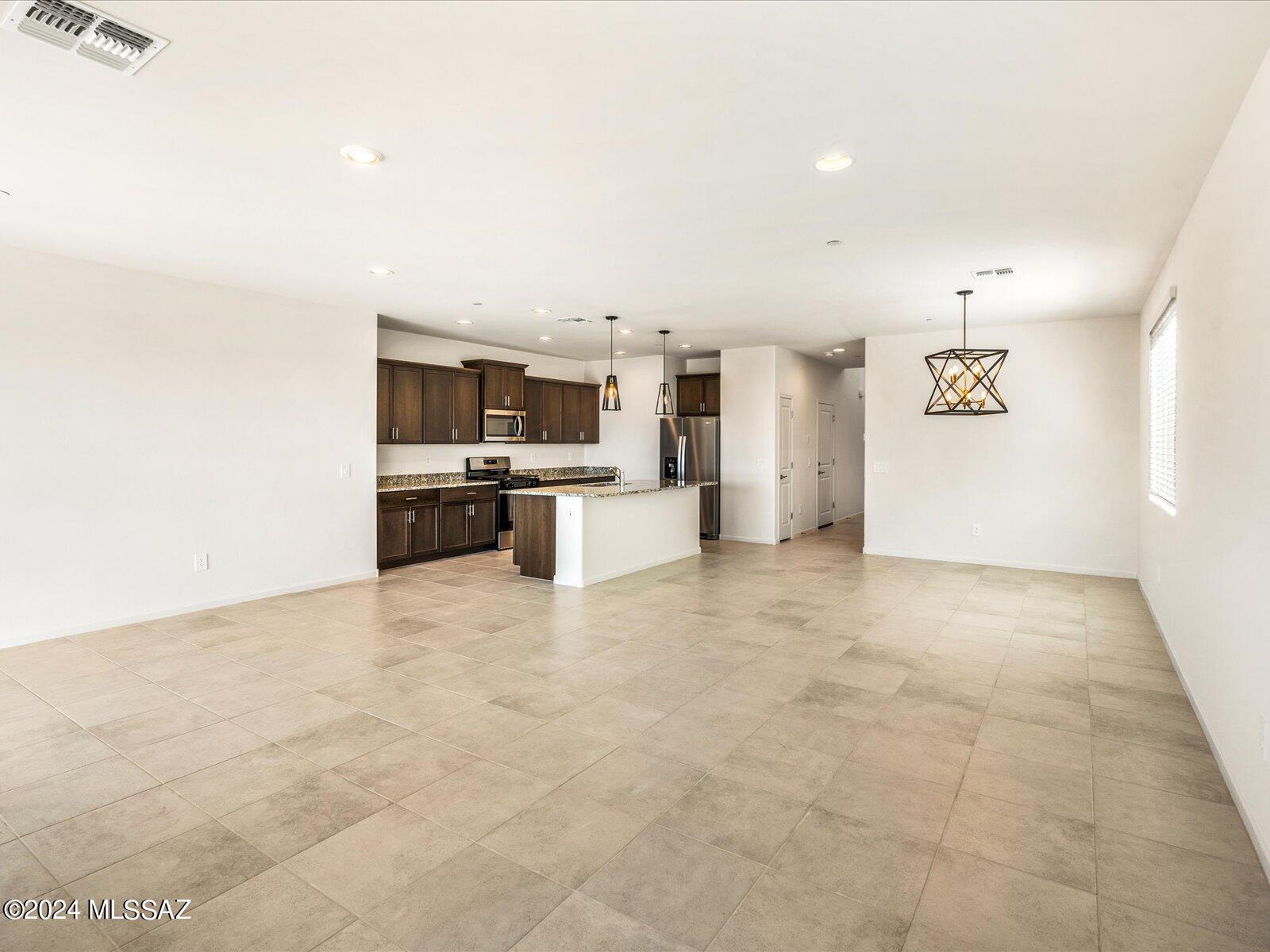 La Estancia De Tucson (1-330) - Residential