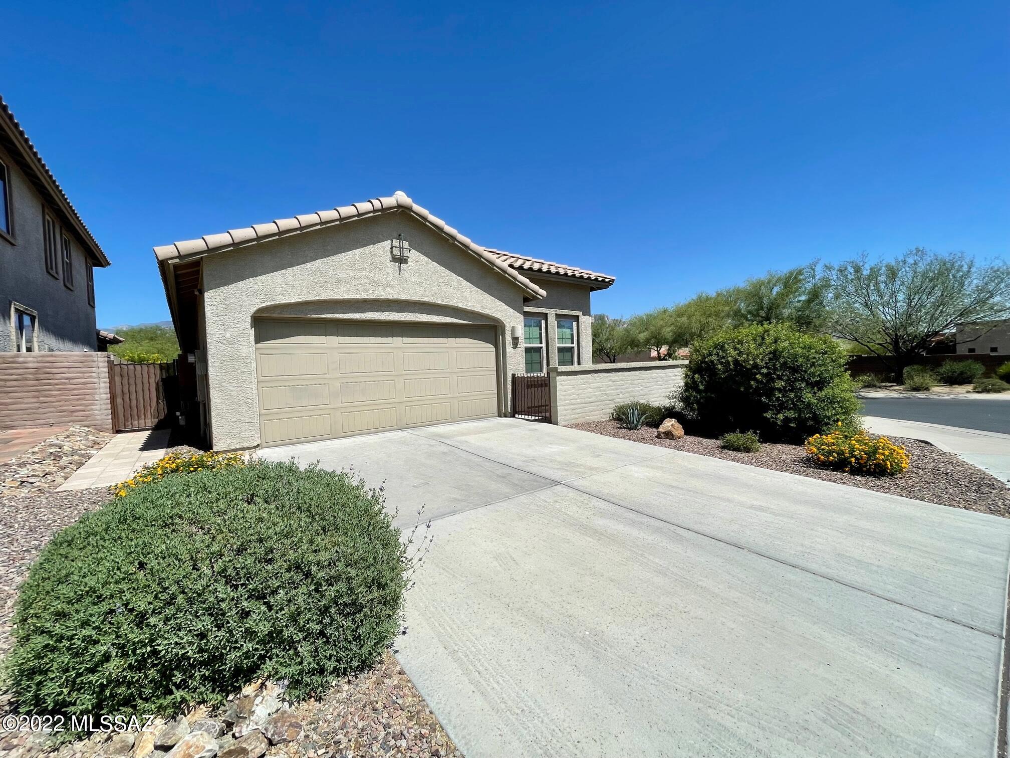 Hohokam Mesa Vistoso Town Center - Residential Lease
