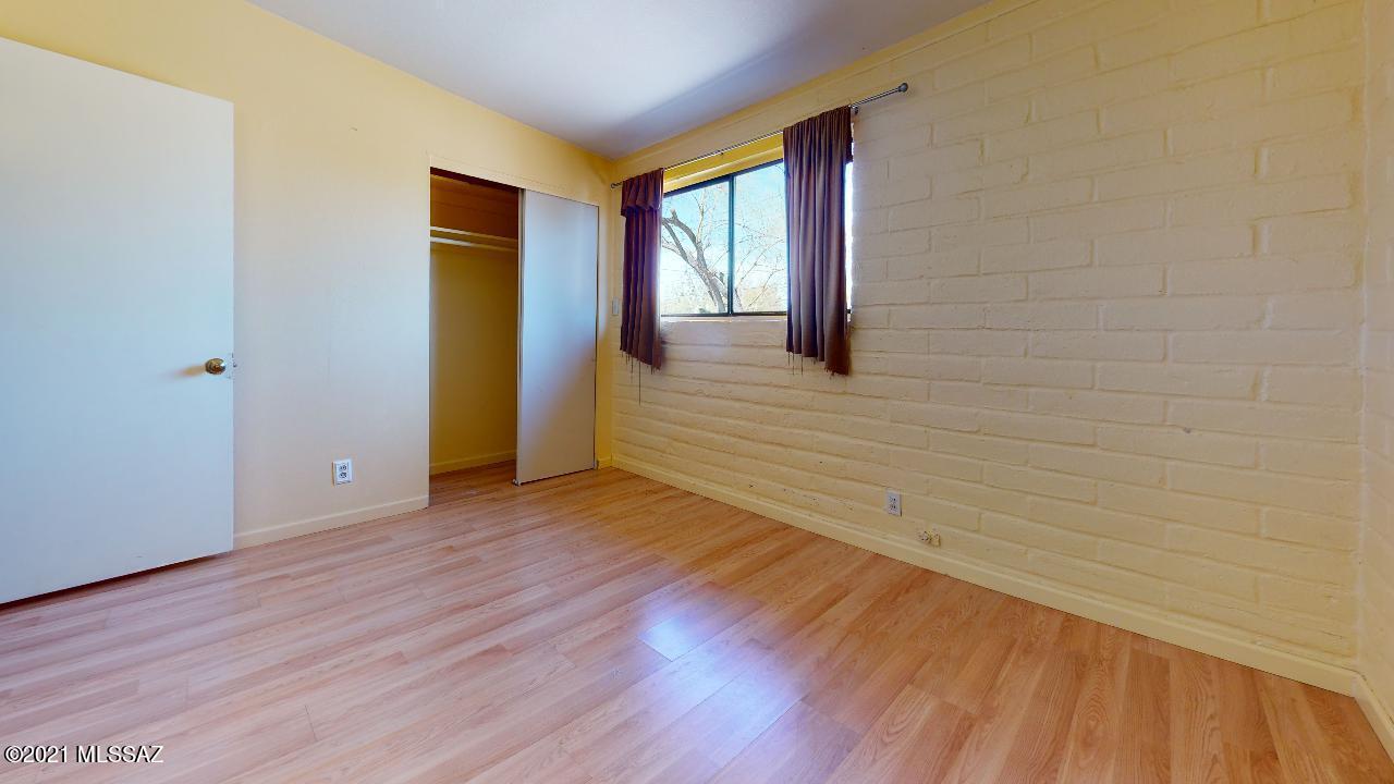 Wilshire Terrace - Residential