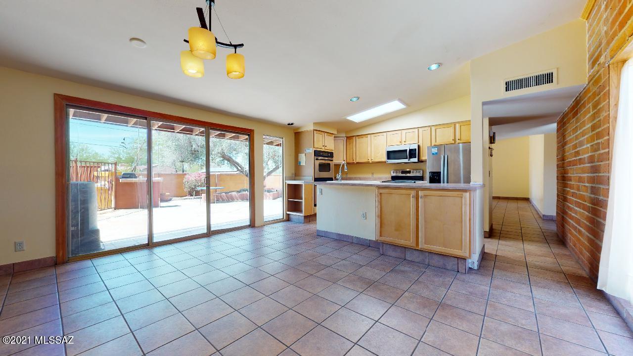 Wilshire Terrace - Residential