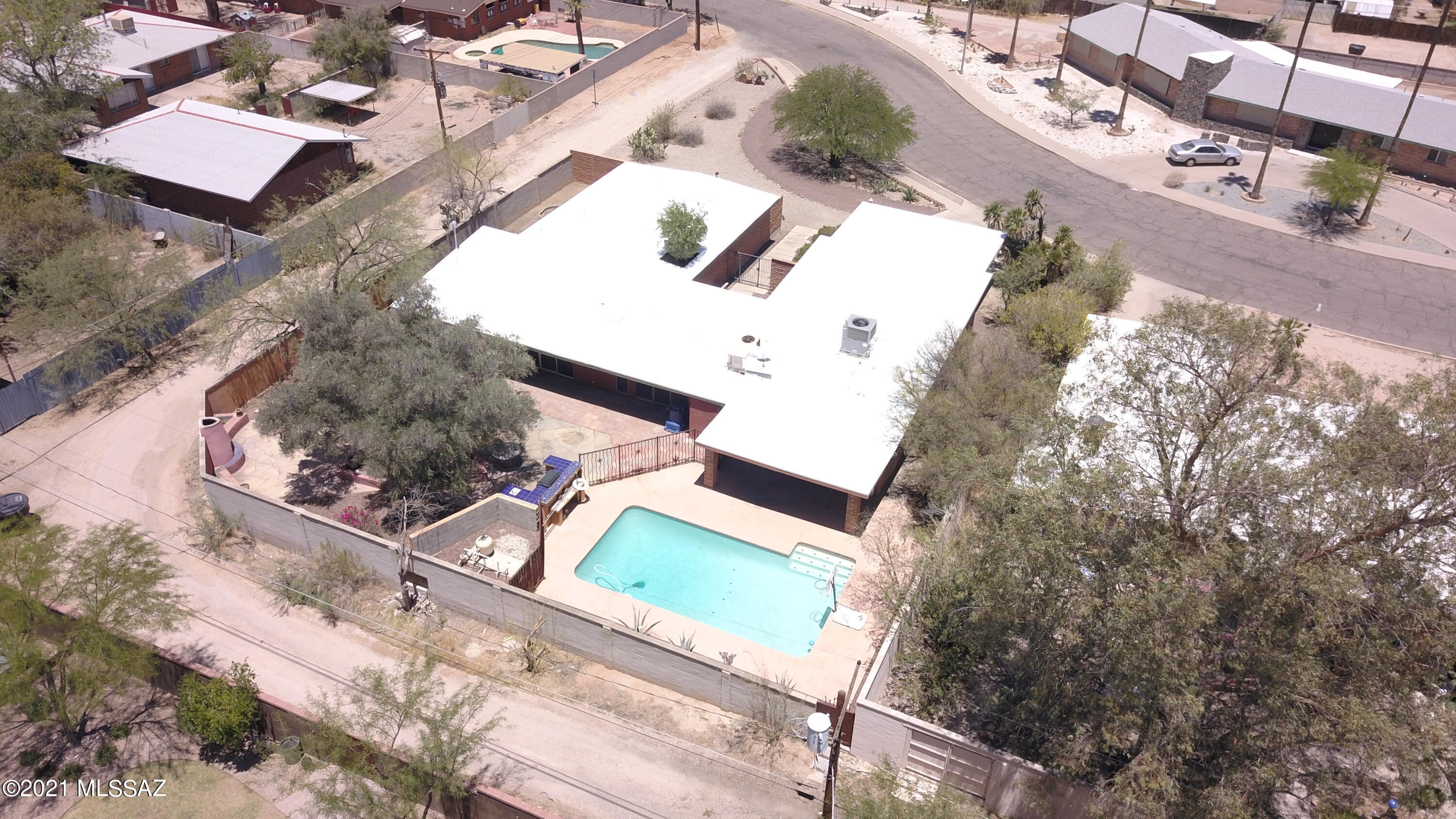 Wilshire Terrace - Residential