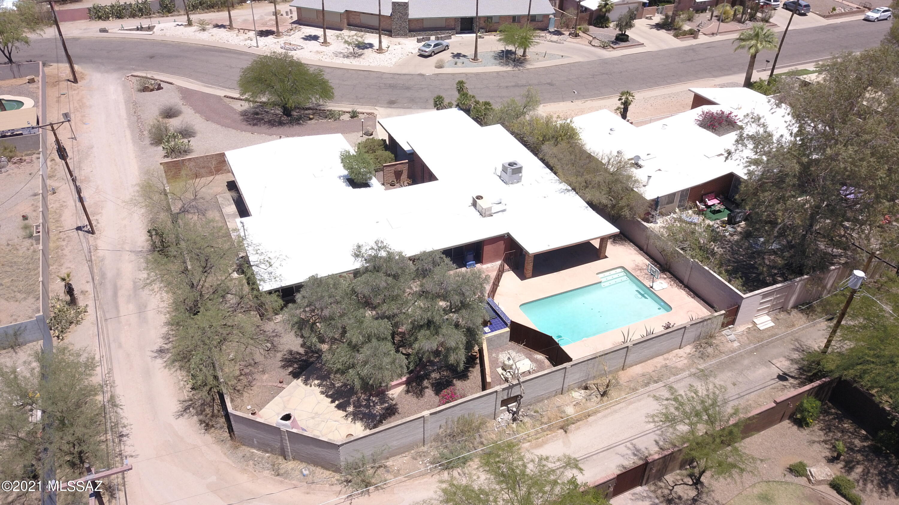 Wilshire Terrace - Residential
