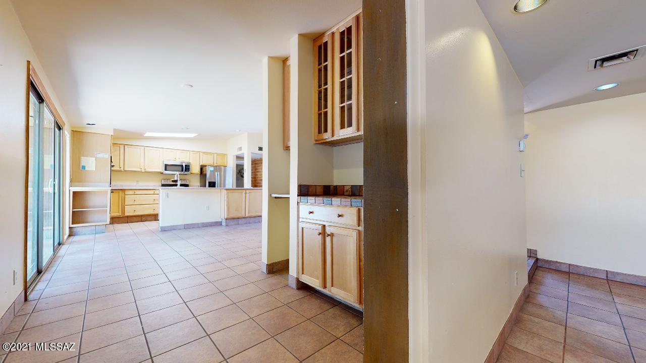 Wilshire Terrace - Residential