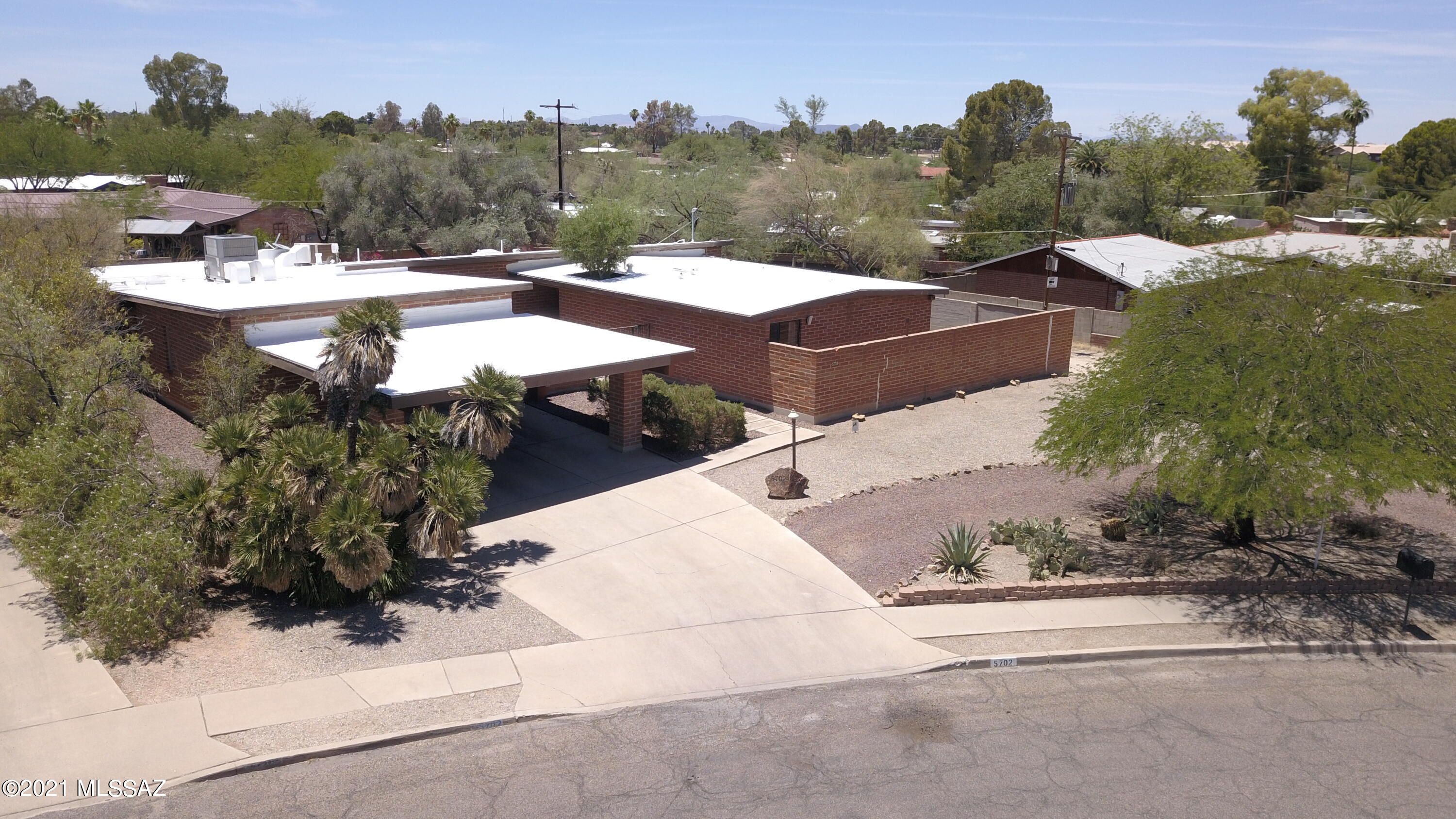 Wilshire Terrace - Residential