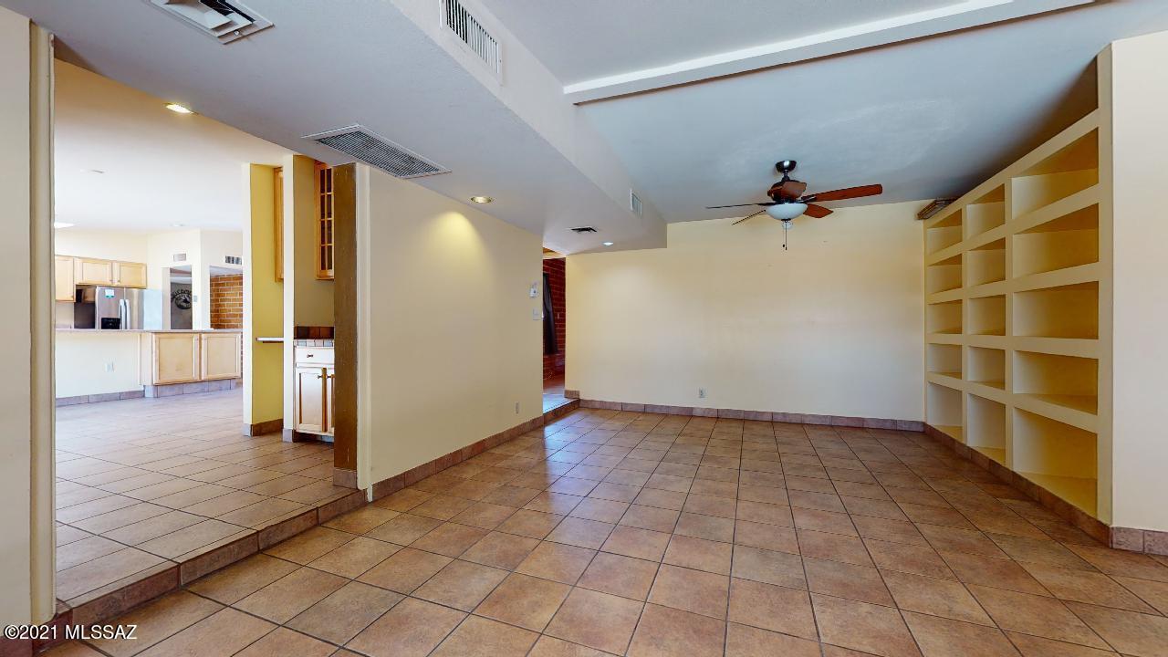 Wilshire Terrace - Residential