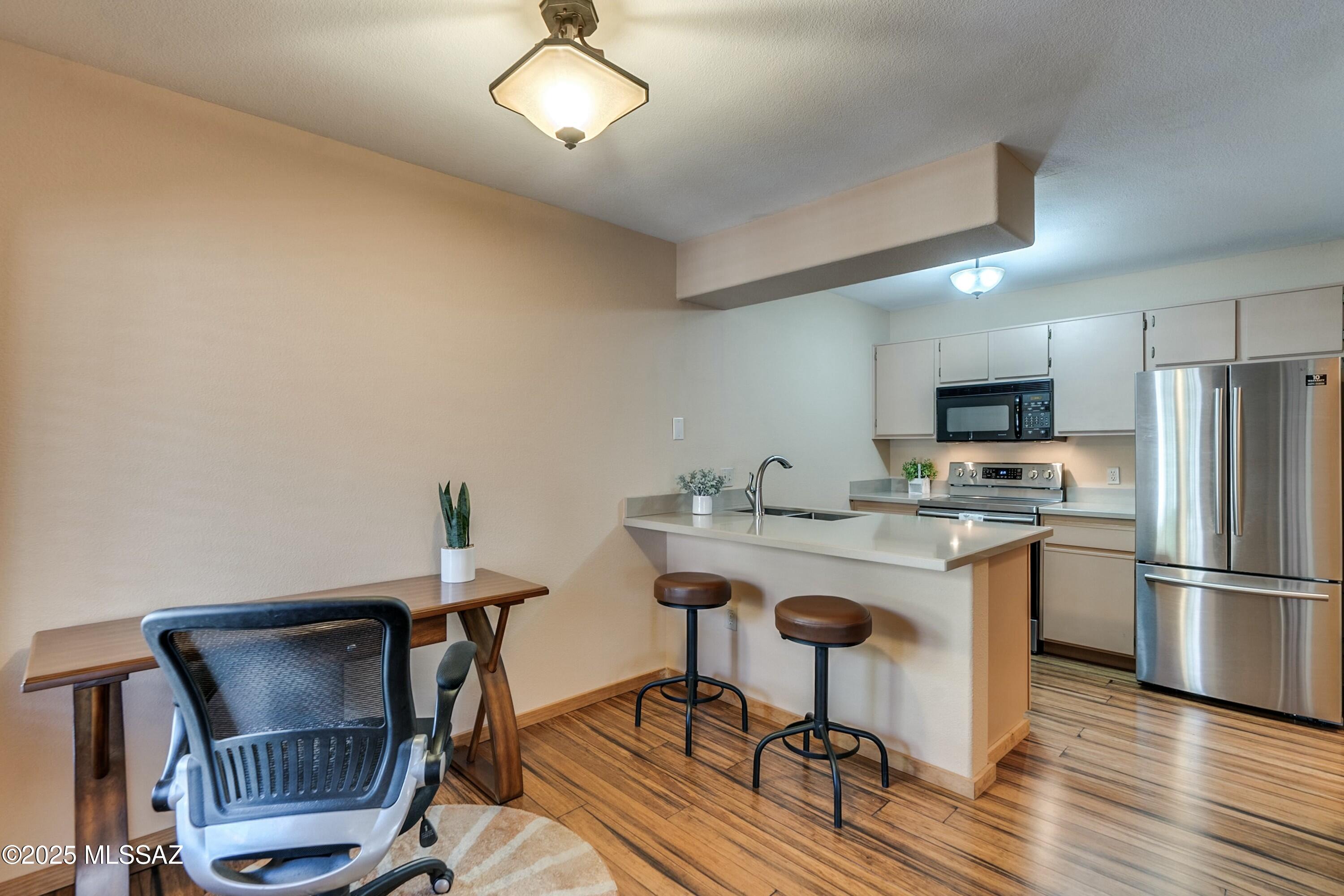 Veranda at Ventana Condominiums - Residential