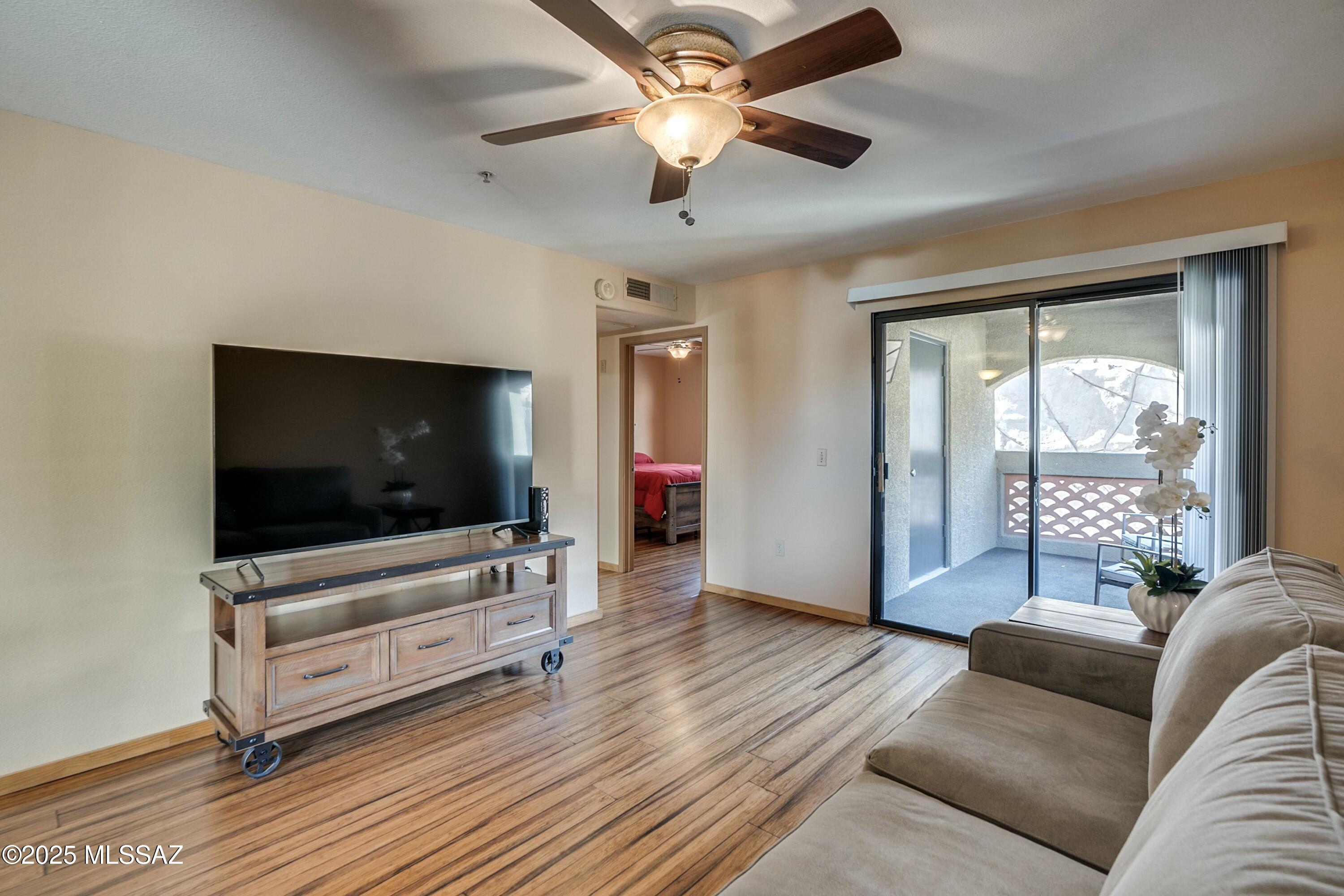 Veranda at Ventana Condominiums - Residential