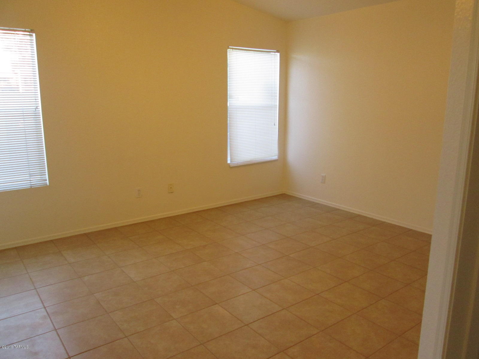 Cross Ridge (1-35) - Residential Lease