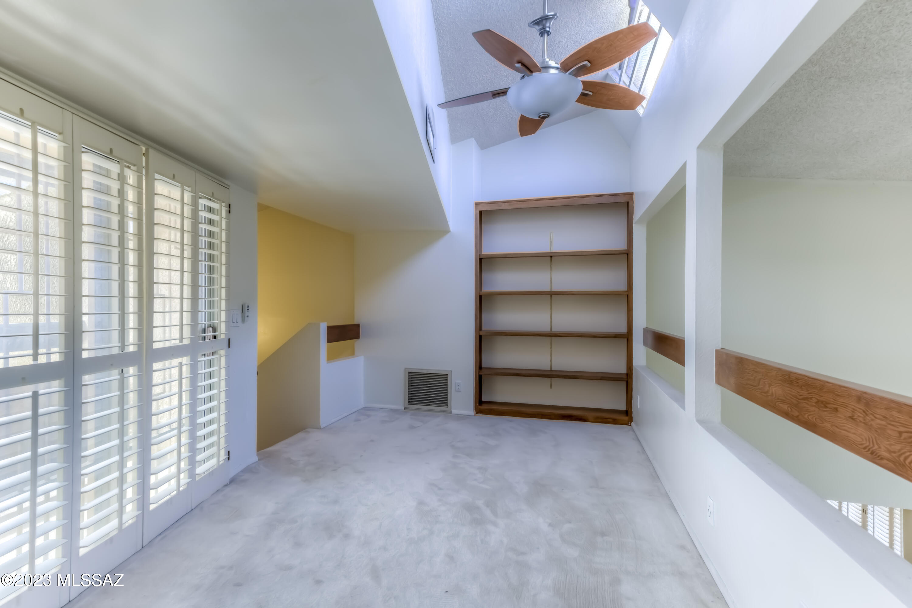 Casa Real (1-188) - Residential