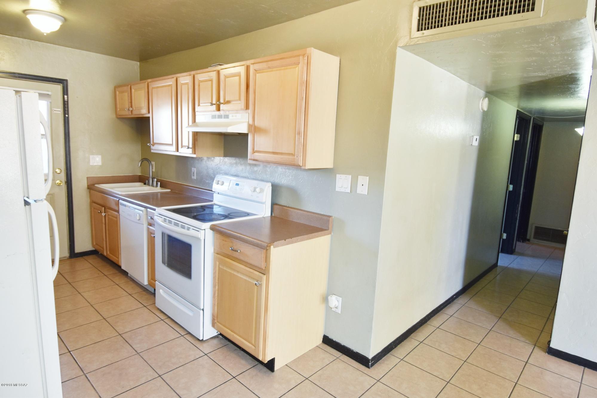 Sierra Madre Condos - Residential