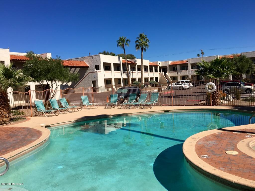 Sierra Madre Condos - Residential
