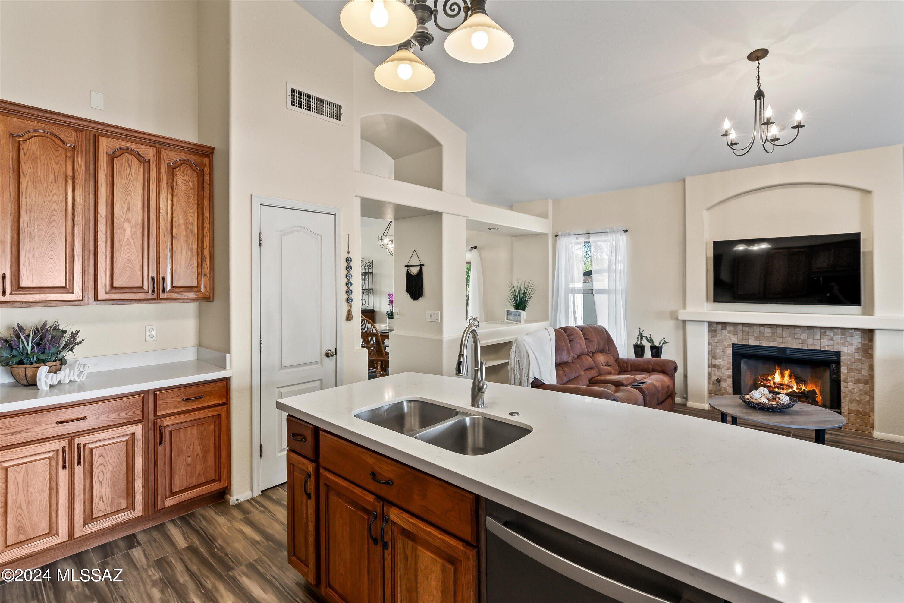 Canada Ridge (1-126) - Residential
