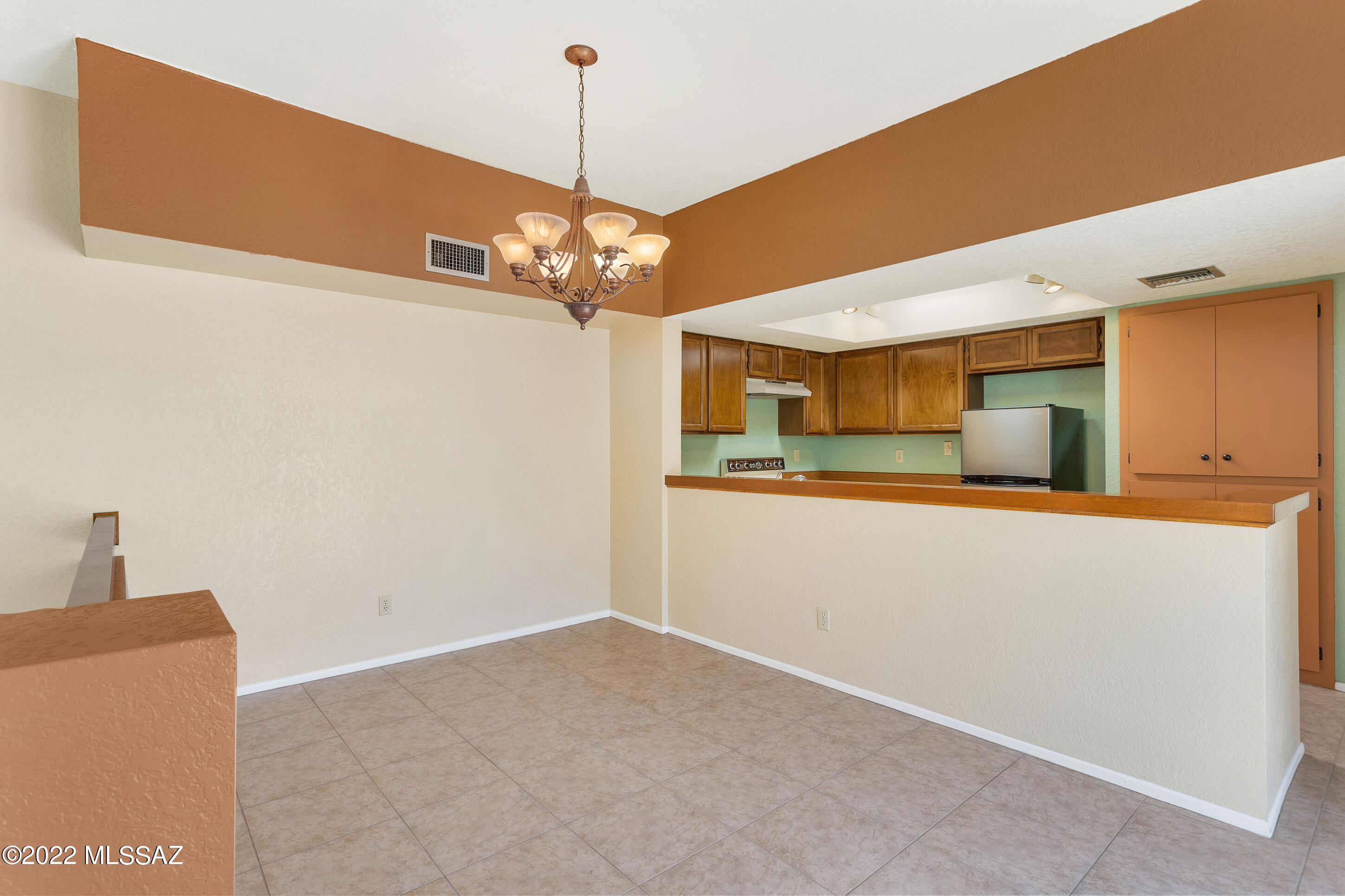 Cute 2 bedroom 2 Bath  townhome in the Desirable Lazy Creek Community . The home has been well taken care of . Roof recoated this year with a 3 year warranty . HVAC 2015 . 
Walk to the community Pool ! 
Priced to make updates however can move right in!