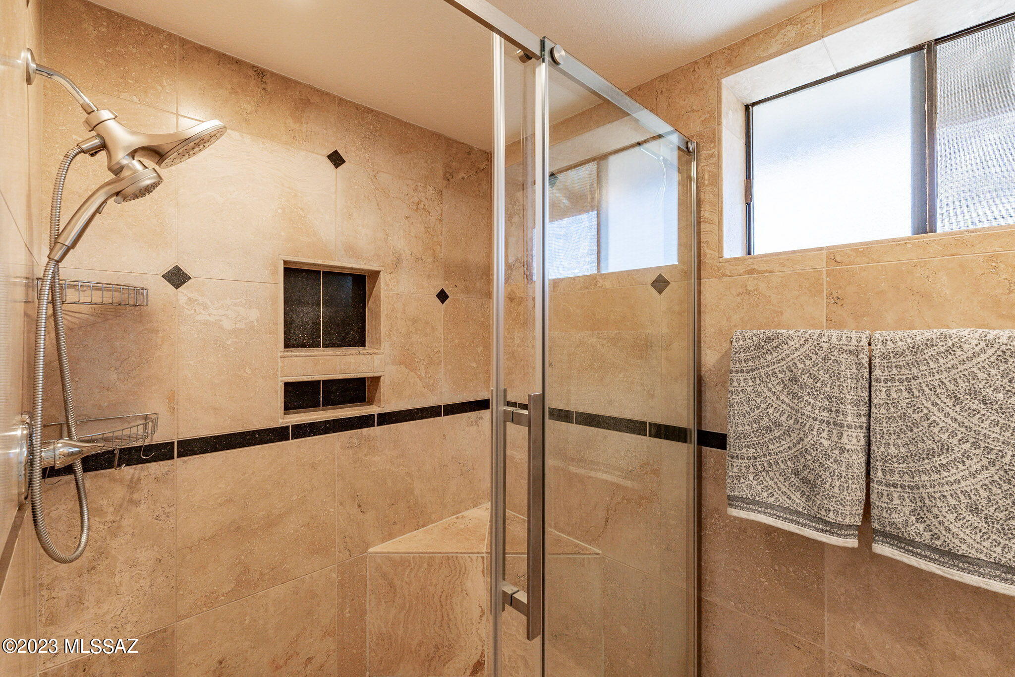 Catalina Madre (71-127) - Residential