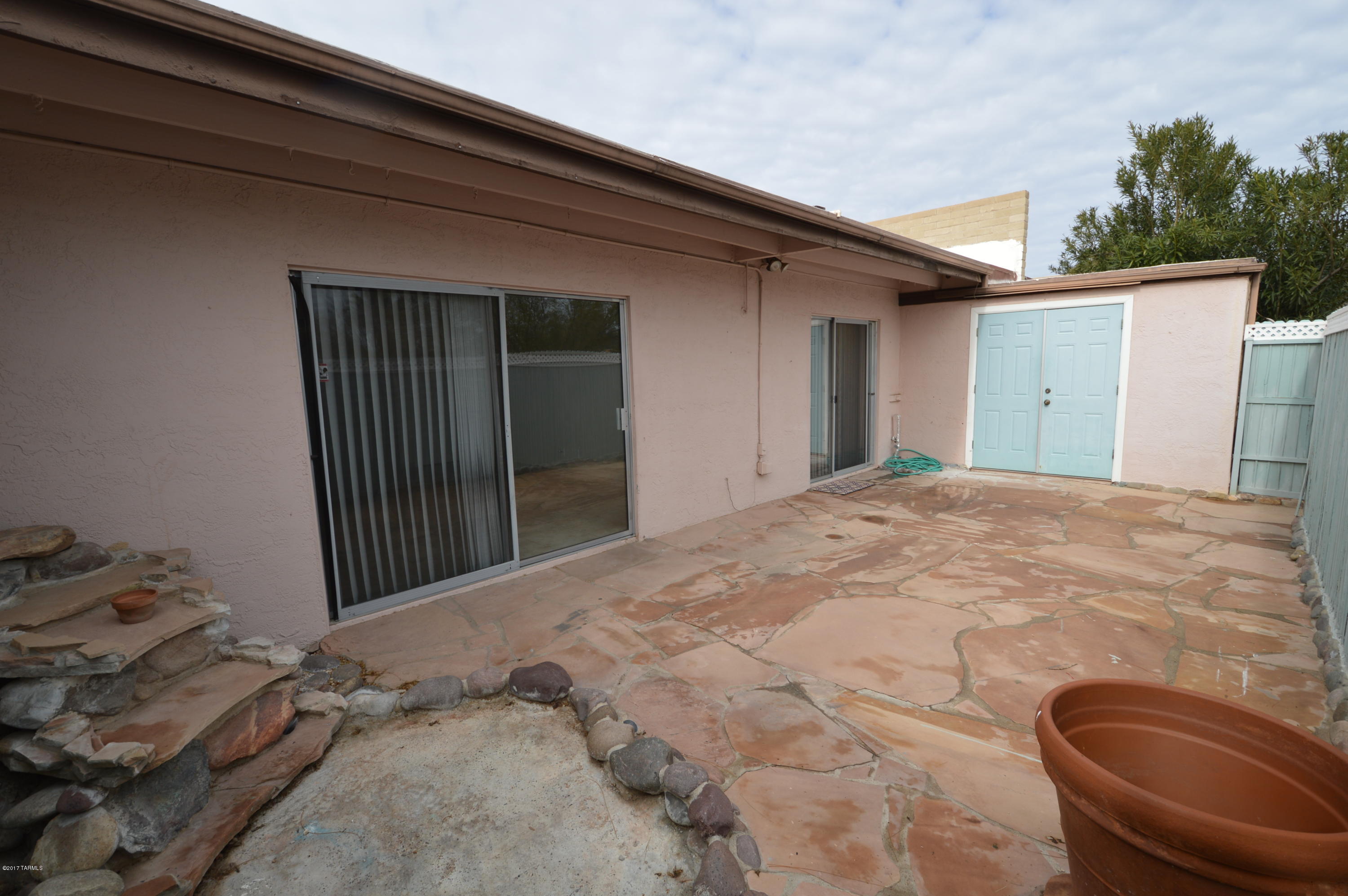 Pantano Park Townhouses - Residential Lease