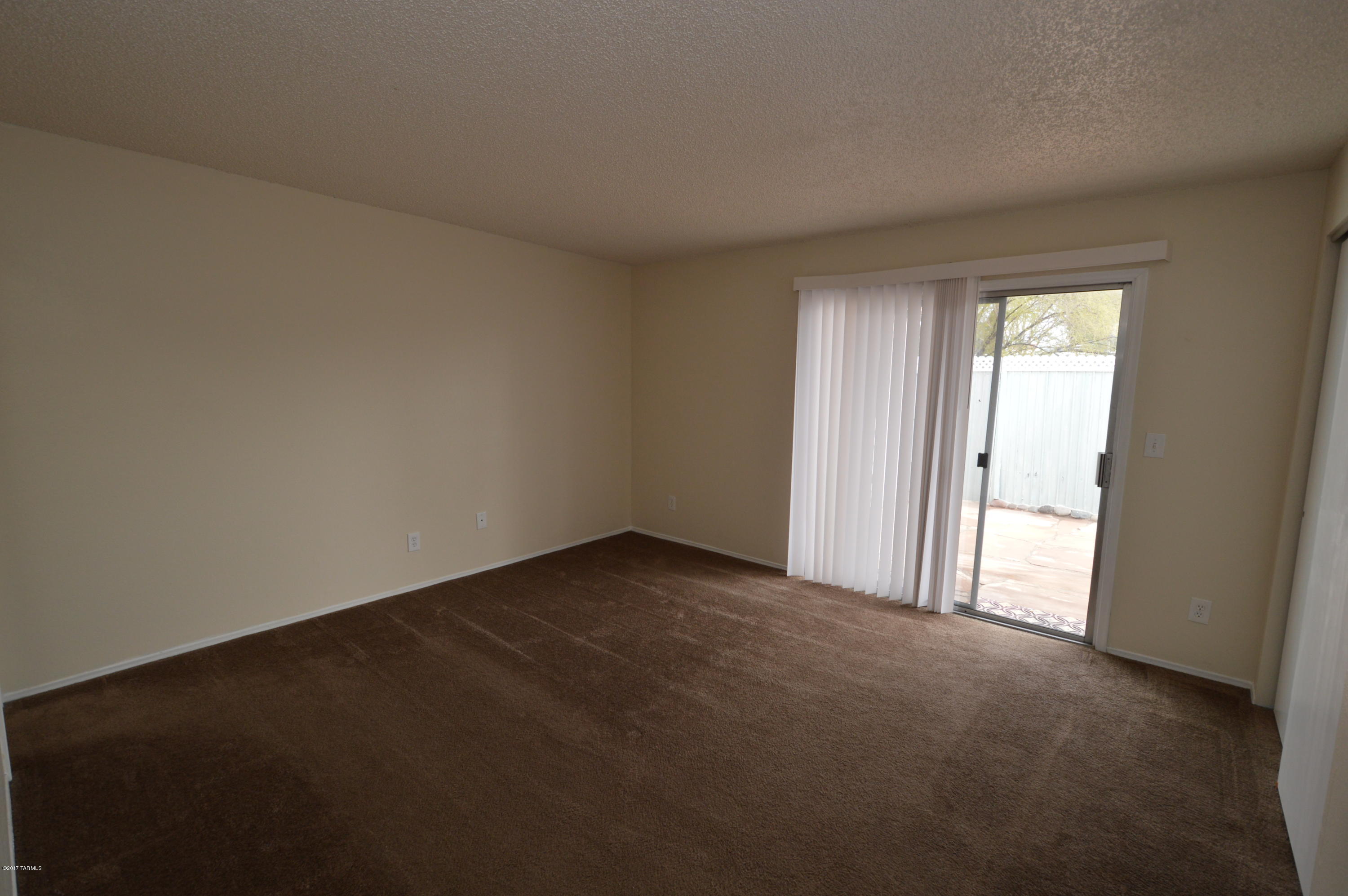Pantano Park Townhouses - Residential Lease