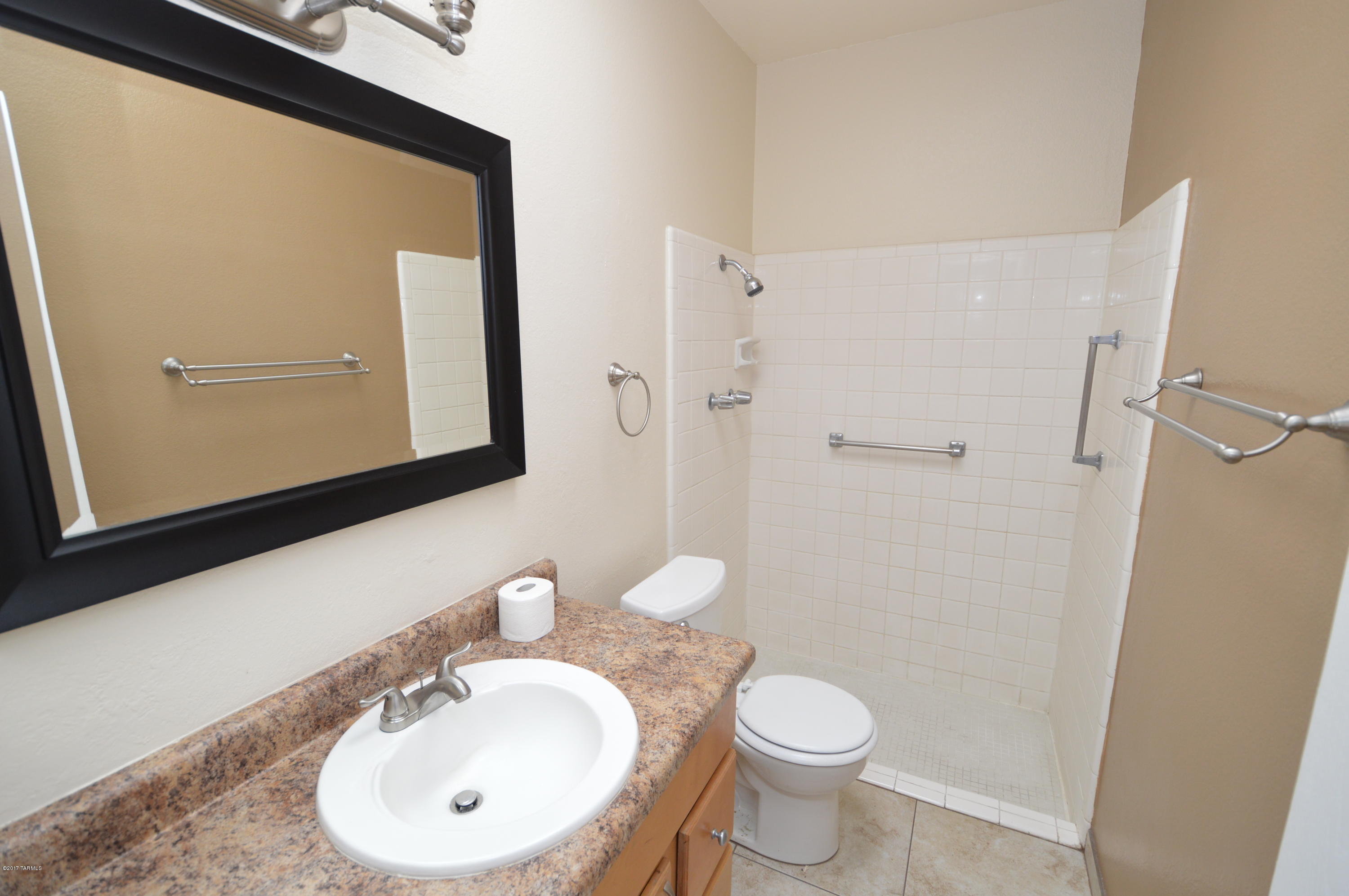 Pantano Park Townhouses - Residential Lease