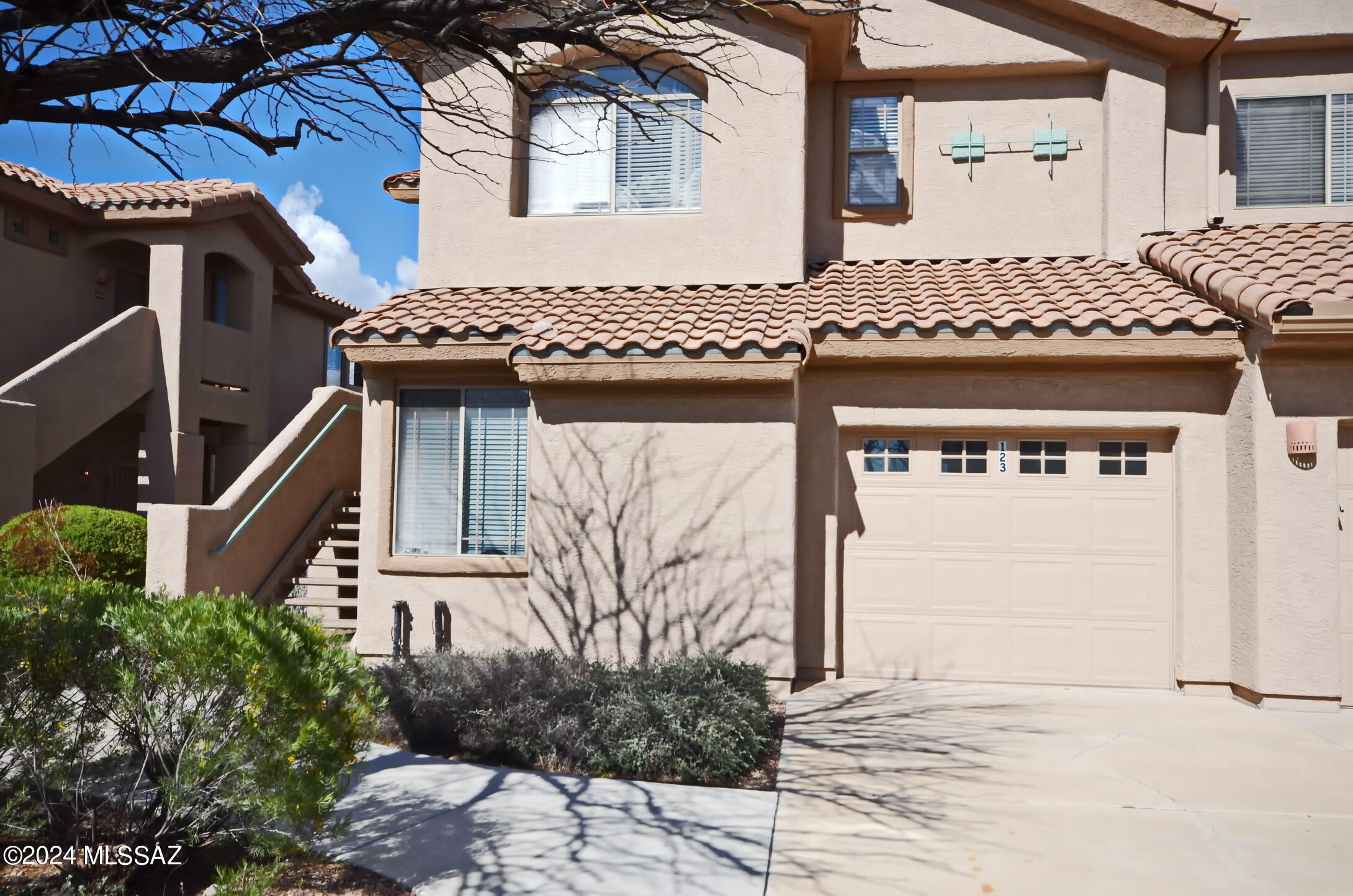 Experience the epitome of luxury living in this stunning 1730 sqft, 3 bed, 2 bath condo in desirable Visoso Golf Casitas. Enjoy breathtaking mountain views from your balcony & resort-style amenities, including a community pool & spa, surrounded by well kep and lush grounds. Sold fully furnished, this unit features a brand-new HVAC & open-concept layout. HOA covers essentials like trash, water, & exterior maintenance. Located near Oro Valley Marketplace, you're steps away from dining, entertainment, & shopping. A perfect blend of comfort & convenience!
