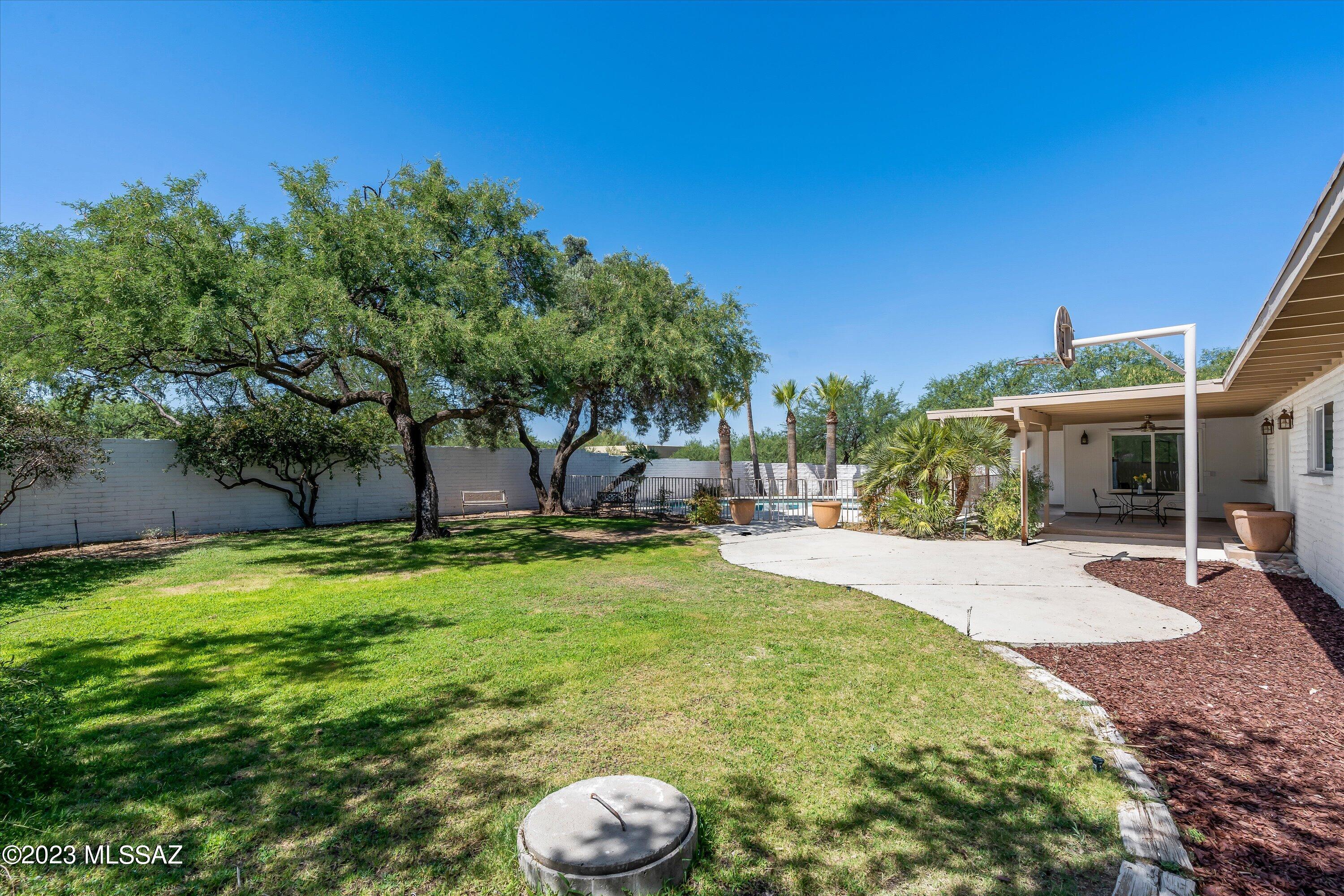 Bel Air Ranch Est - Residential