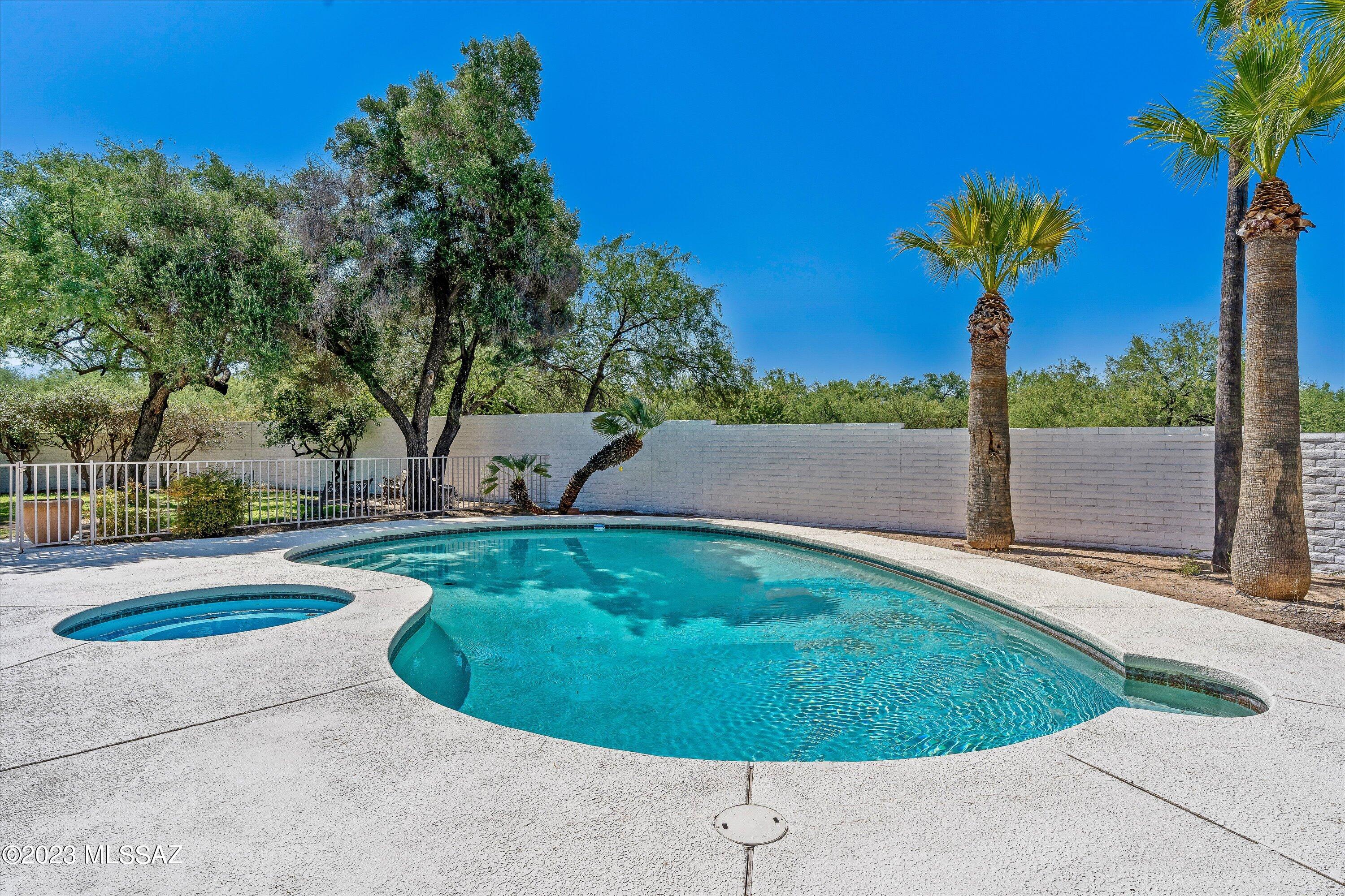 Bel Air Ranch Est - Residential