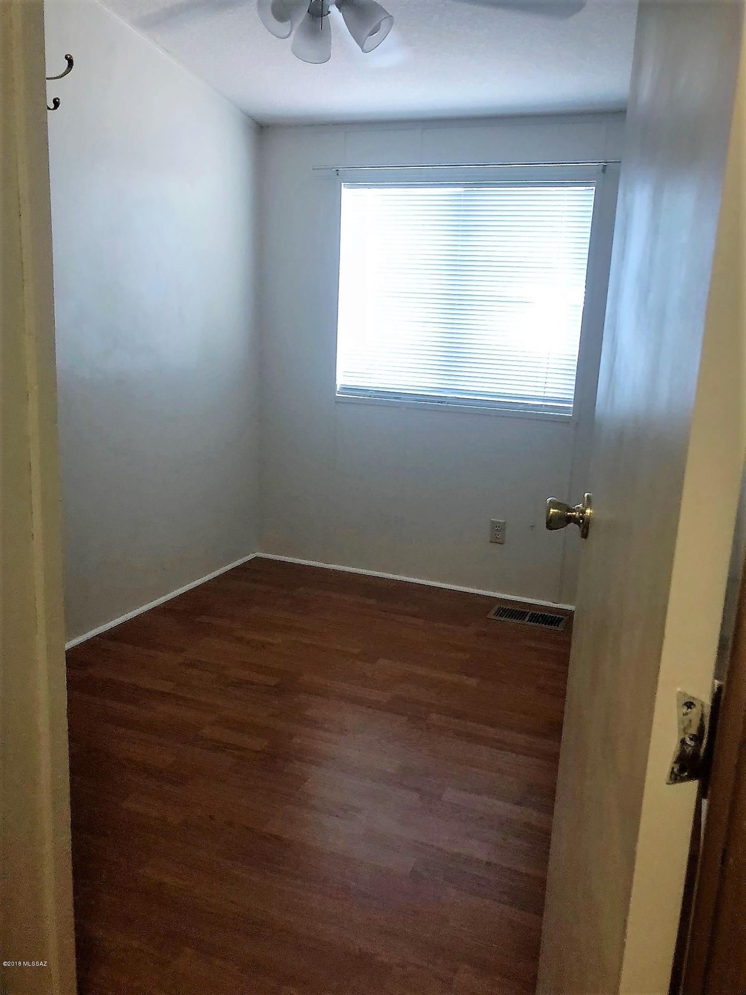 Unsubdivided - Residential Lease