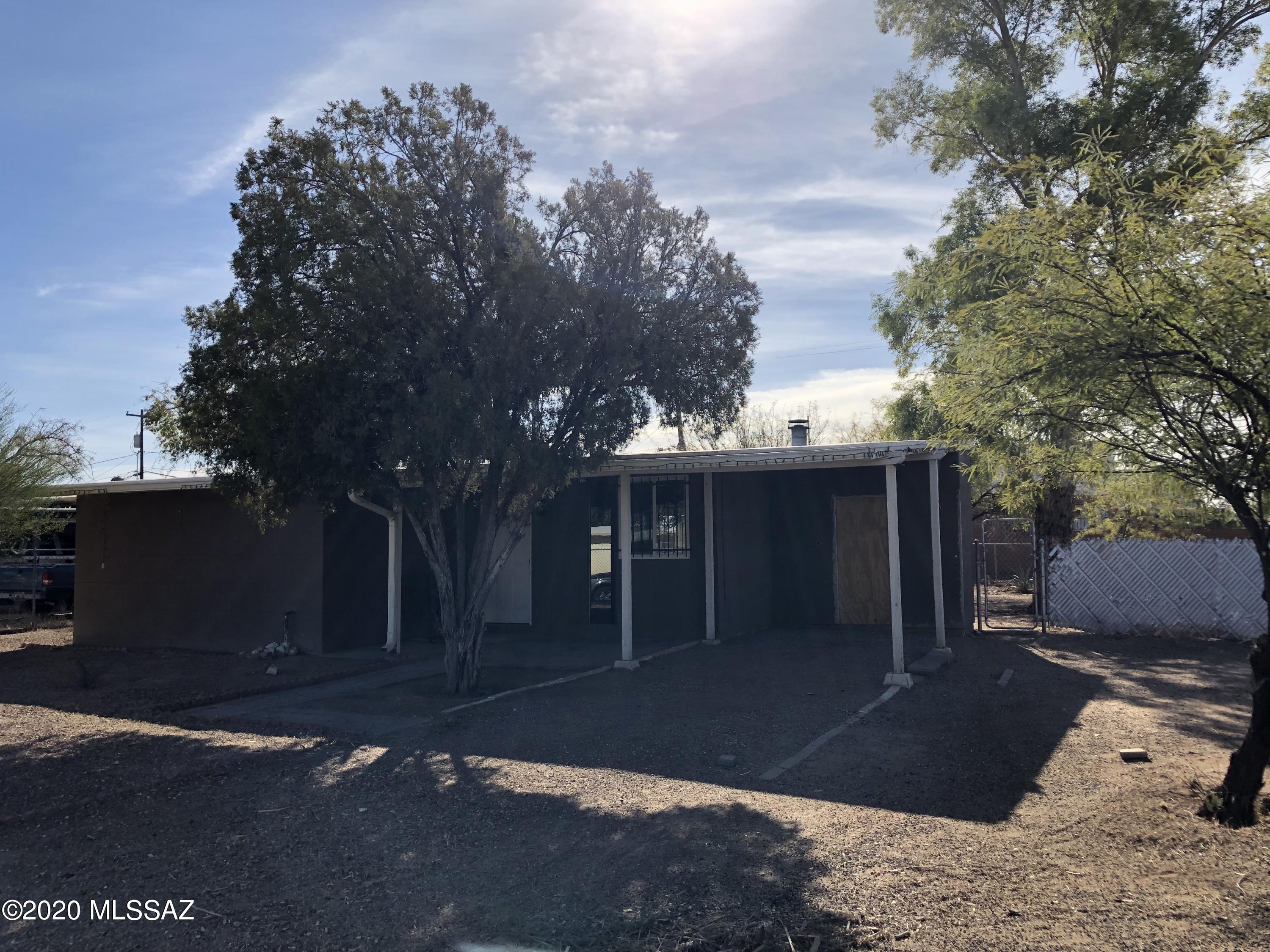 This gem sits on a large corner lot and is waiting for someone to come and rehab it! The house has a nice layout, the yard recently groomed and cleaned up. Come by and make your offer today before it's gone!